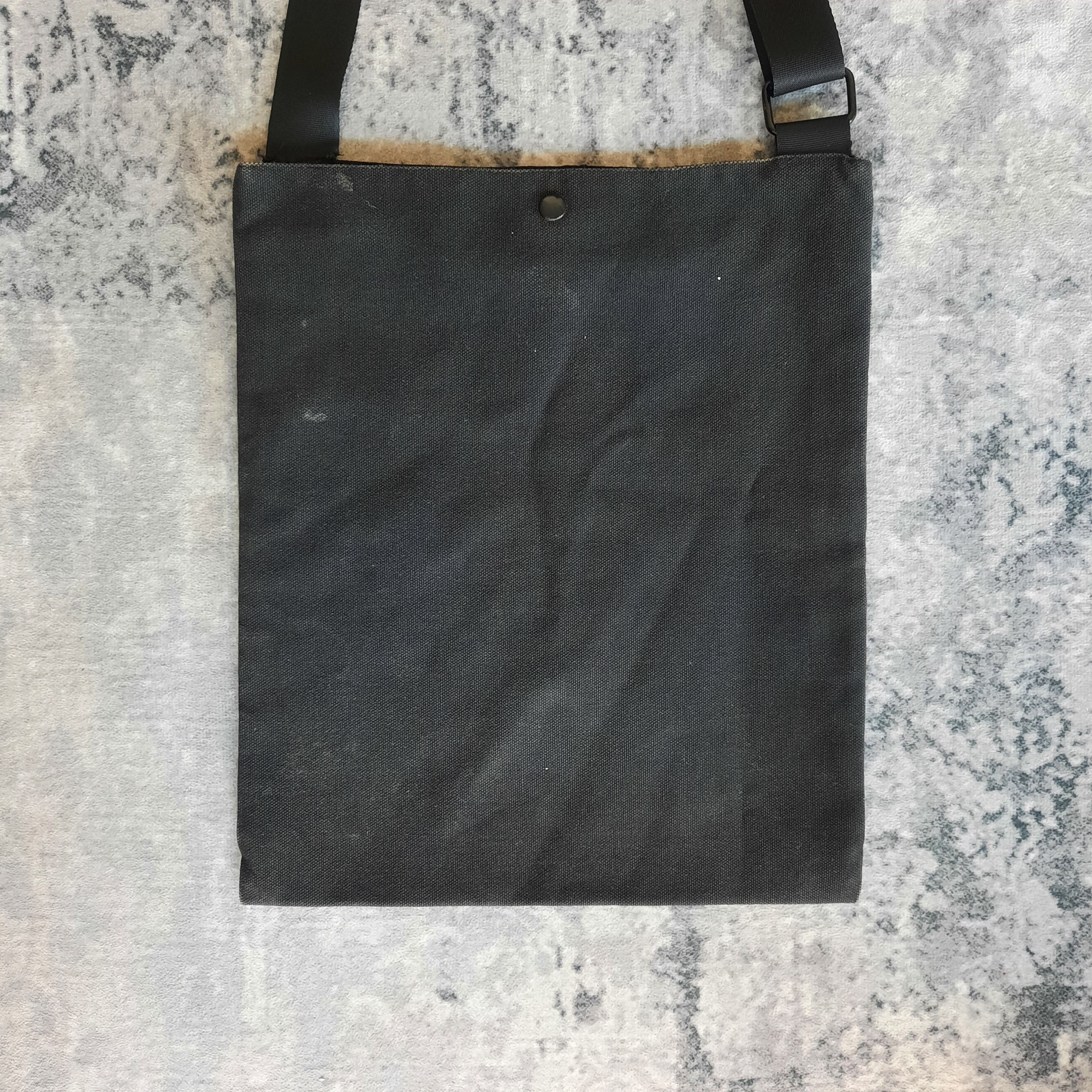 If Six Was Nine 🔥Fourskin skull design canvas cross body / sling bag Size ONE SIZE - 3 Thumbnail
