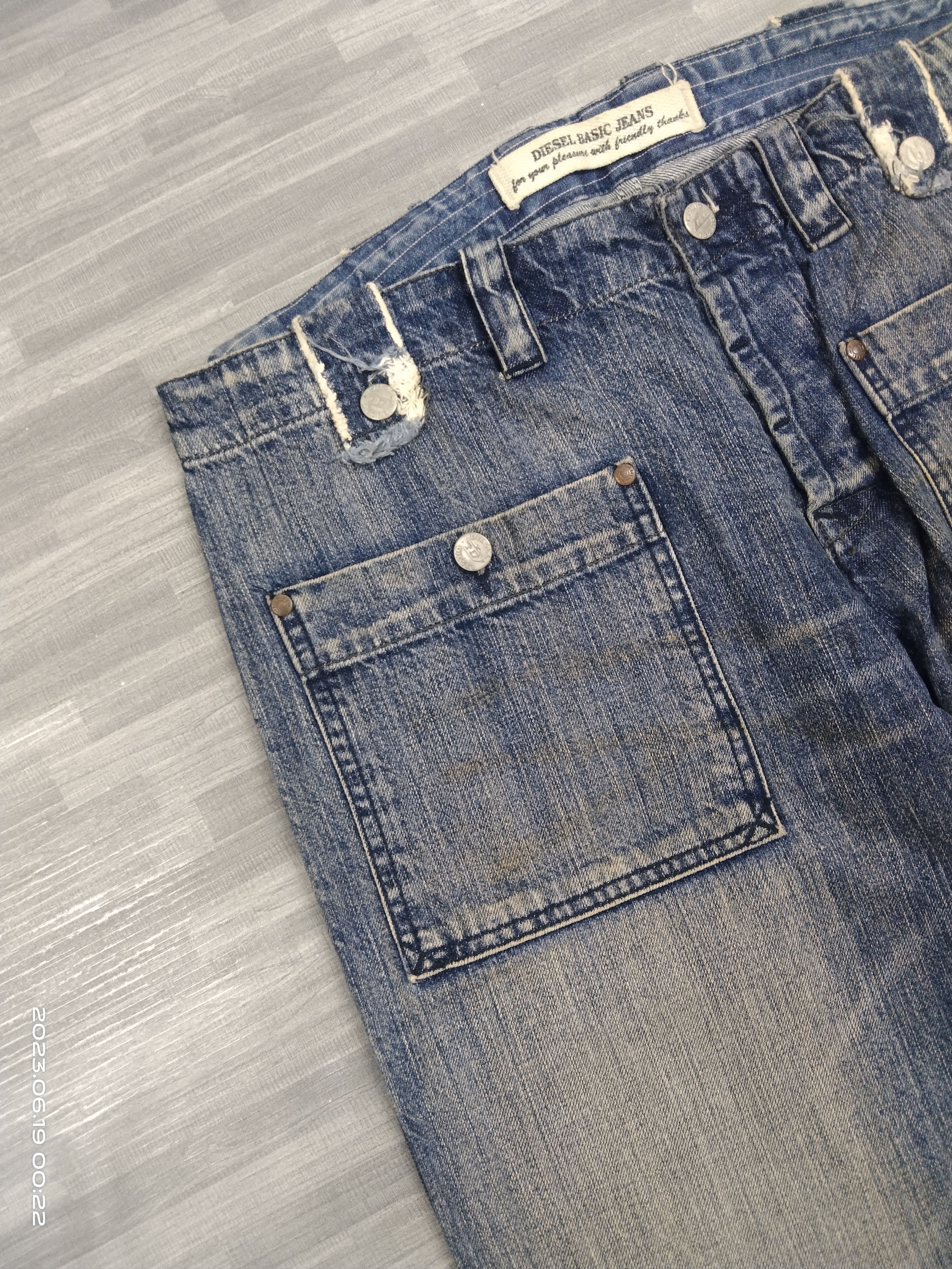 Diesel SICK DIESEL BUSHPANTS DENIM PANTS Size US 34 / EU 50 - 6 Thumbnail