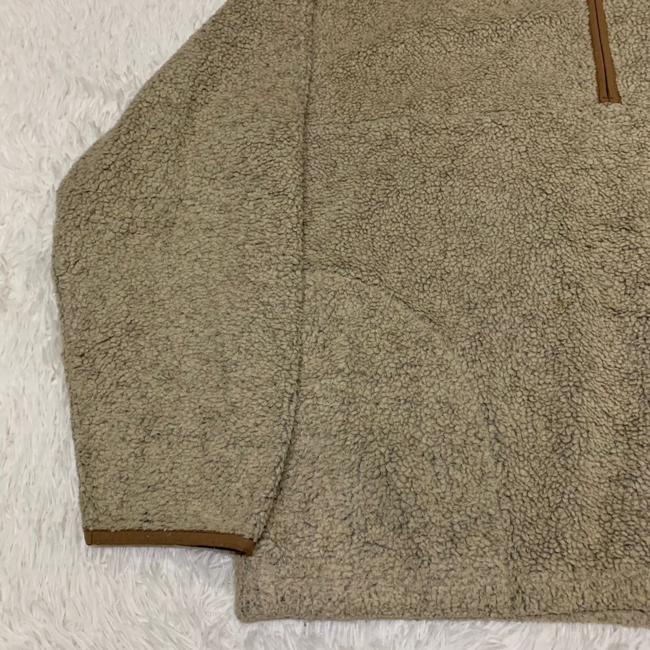Disney 🔥 STEALS 🔥 Tokyo disneyland fleece made in Japan Size US L / EU 52-54 / 3 - 7 Thumbnail