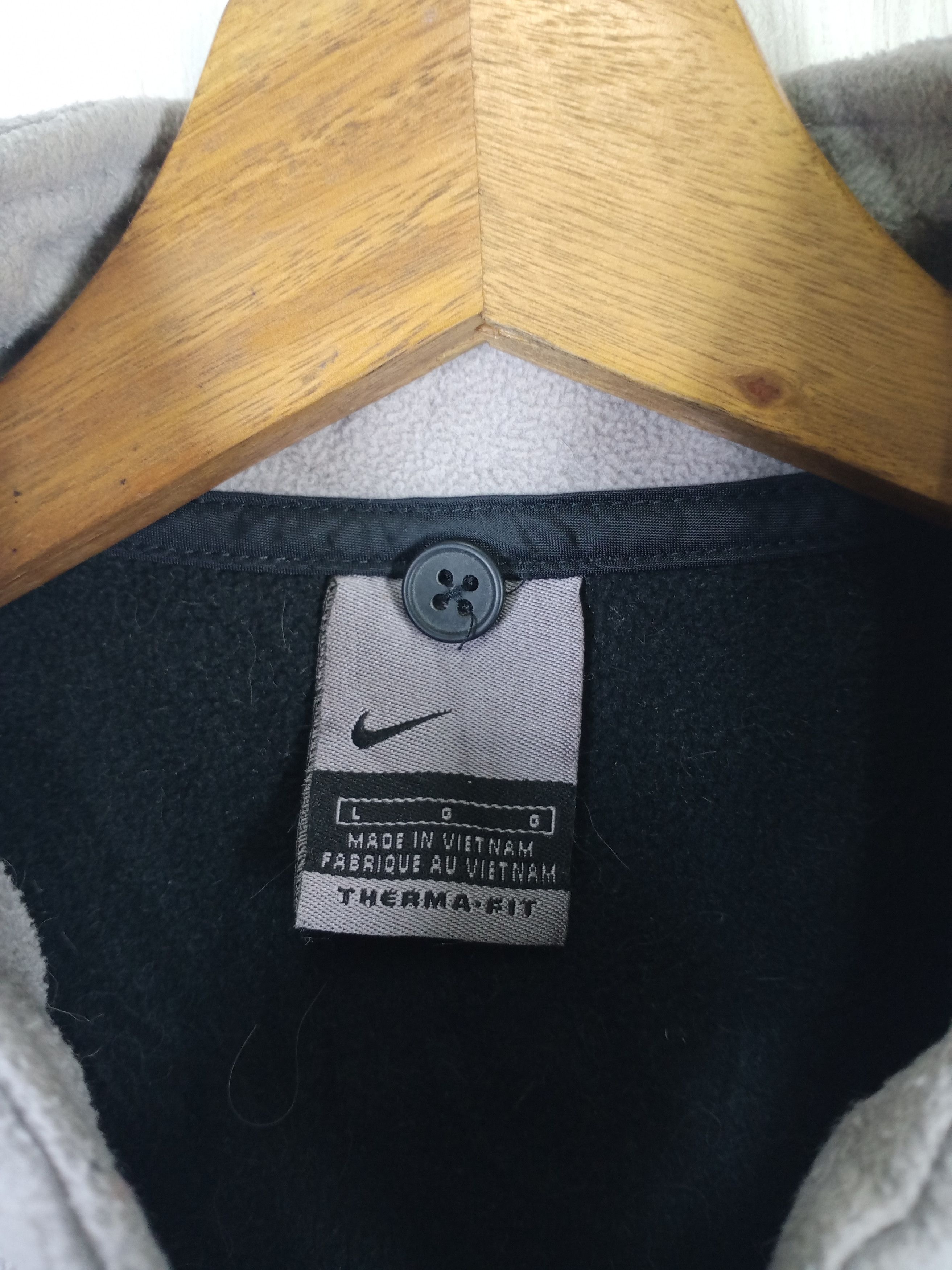 Nike × Vintage Rare Vintage Nike Mini Swoosh Vest Size US L / EU 52-54 / 3 - 3 Thumbnail