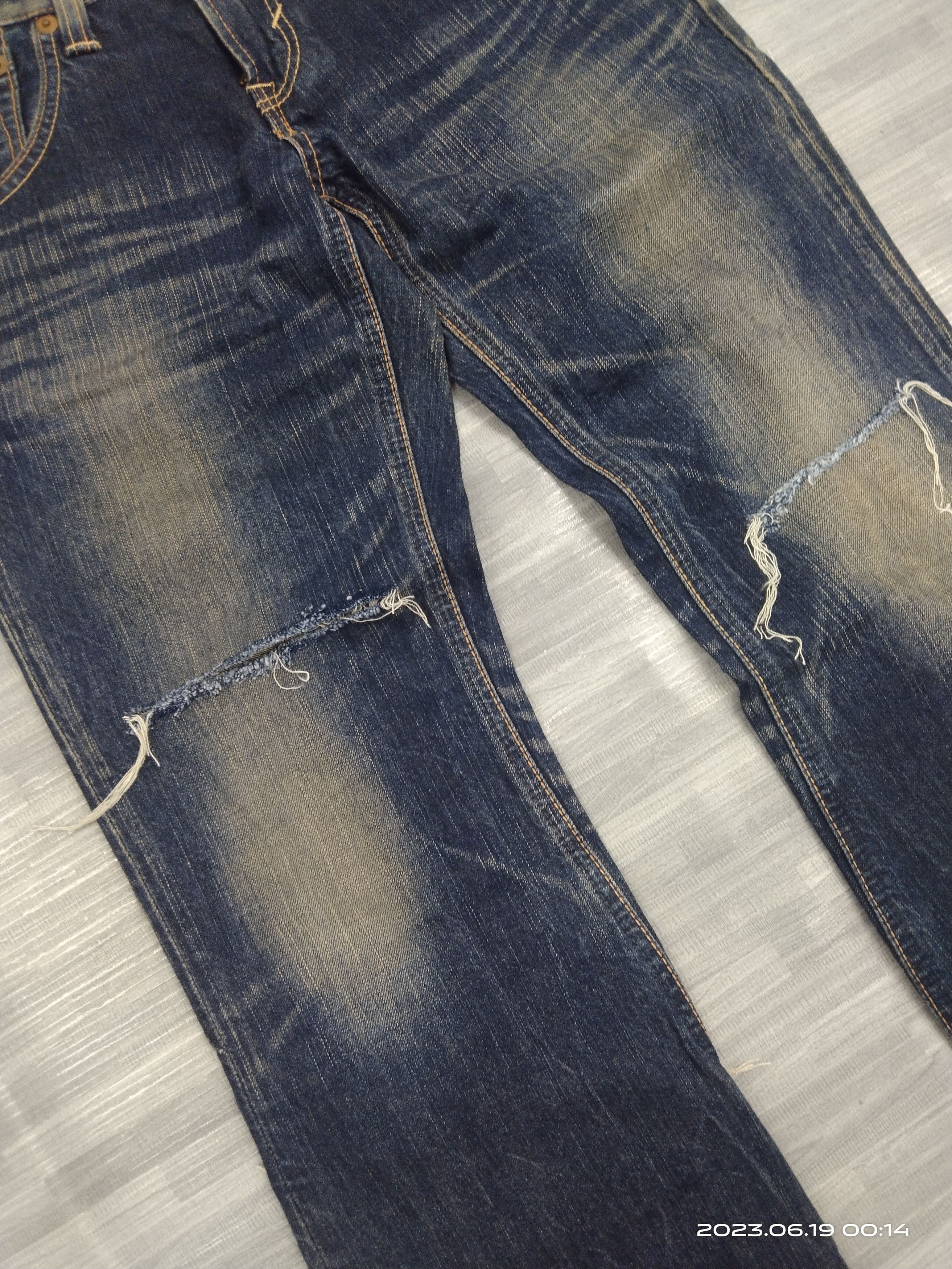 Vintage FLARE RIPED BLUE TRIP DENIM PANTS Size US 29 - 6 Thumbnail