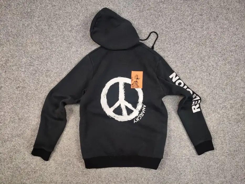Vintage Vintage Y2K Religion London Anarchy Logo Black Hoodie Size US M / EU 48-50 / 2 - 6 Thumbnail