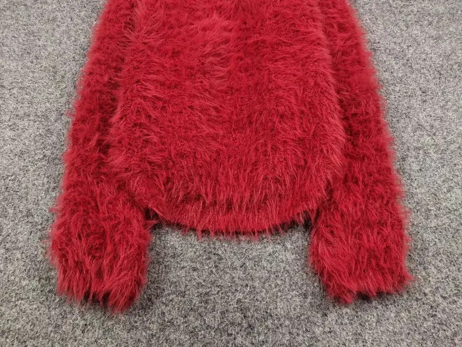 Japanese Brand Vintage Japanese Red Mohair Style Fuzzy Crewneck Sweater Size S / US 4 / IT 40 - 4 Thumbnail