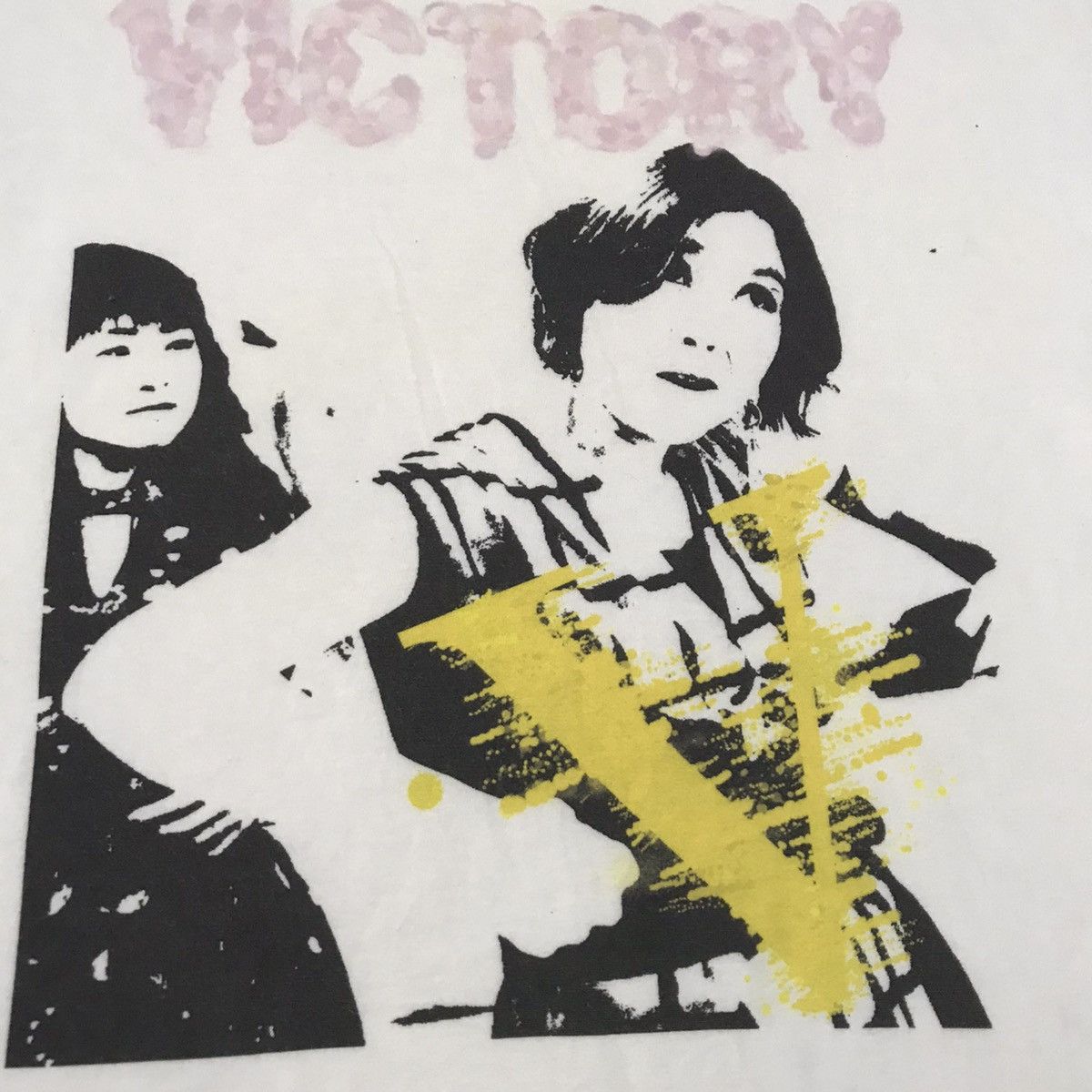 Uniqlo Uniqlo victory tshirt Size US M / EU 48-50 / 2 - 6 Thumbnail