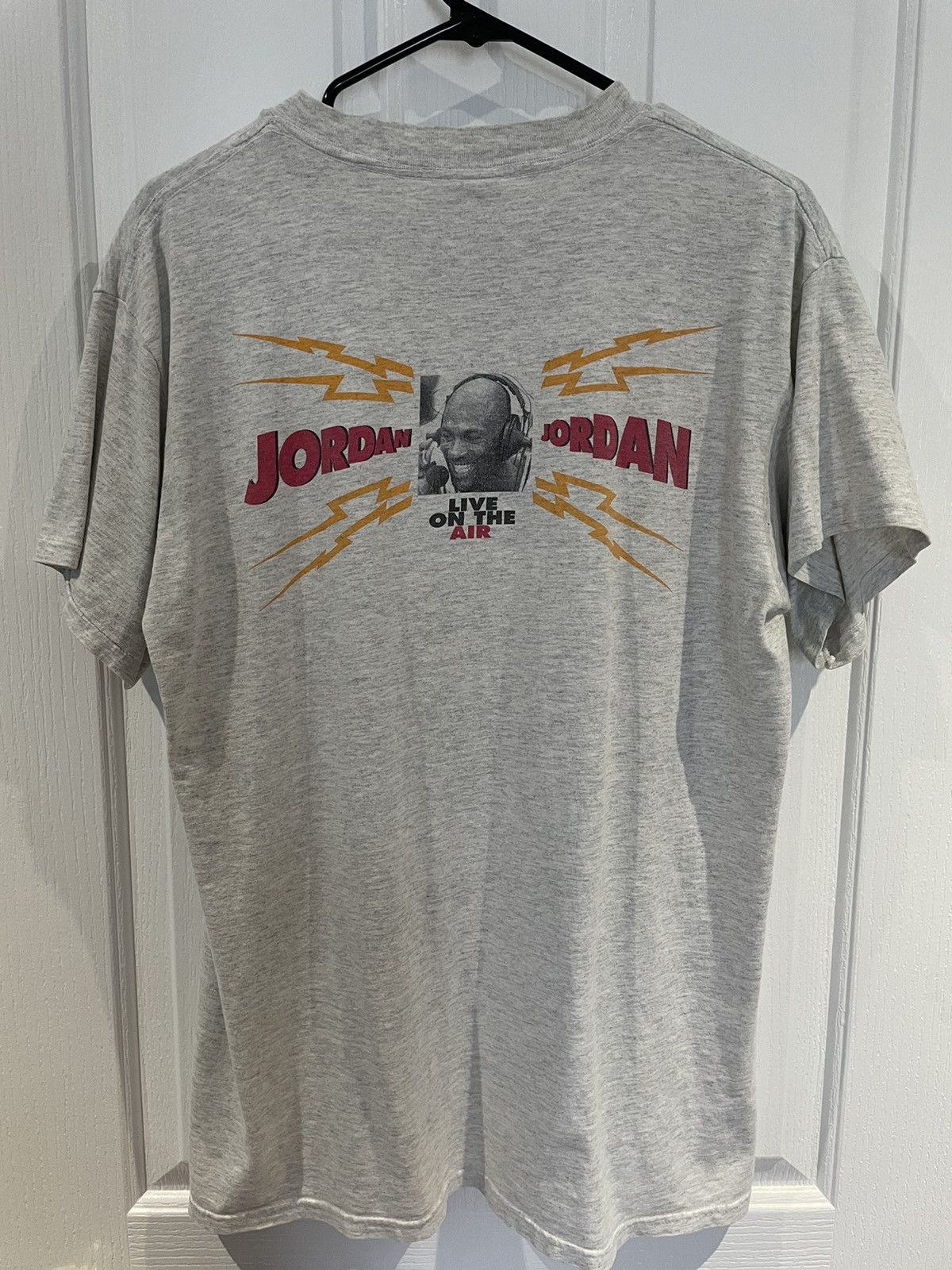 Jordan Brand × Nike × Vintage Vintage Nike Air Jordan Jamming Frequency Shirt Size US L / EU 52-54 / 3 - 2 Thumbnail