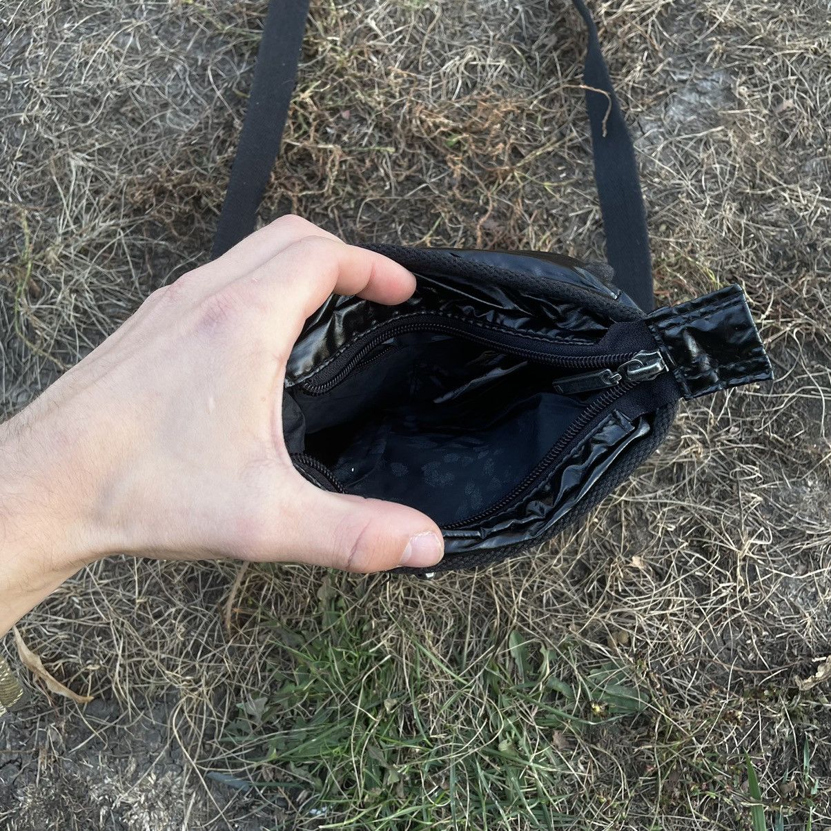 Vintage Vintage Y2K Faded Crossbody Bag Skate Streetwear Relaxed OS Size ONE SIZE - 5 Thumbnail