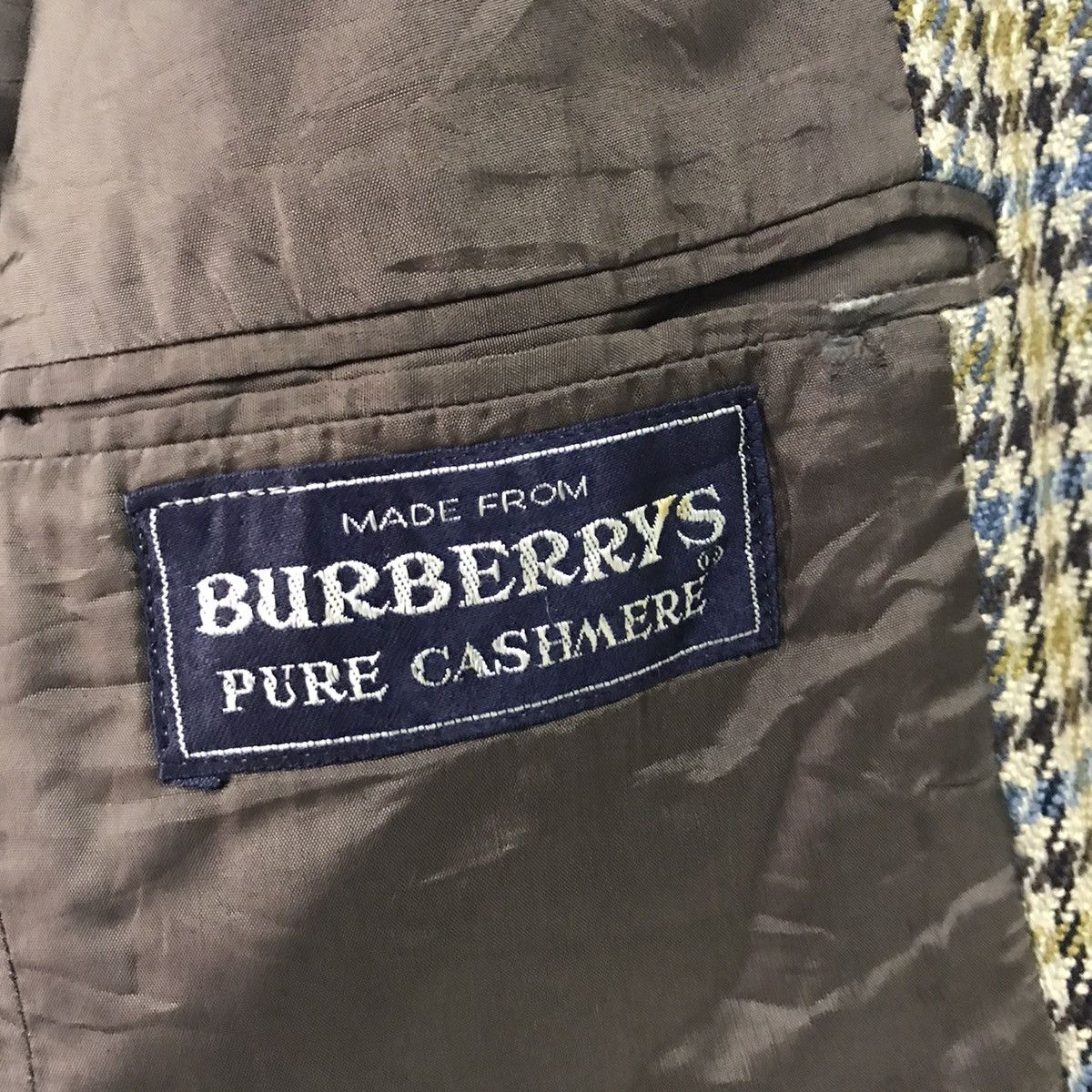 Burberry Butberrys pure cashmere jacket made in England Size US S / EU 44-46 / 1 - 16 Thumbnail