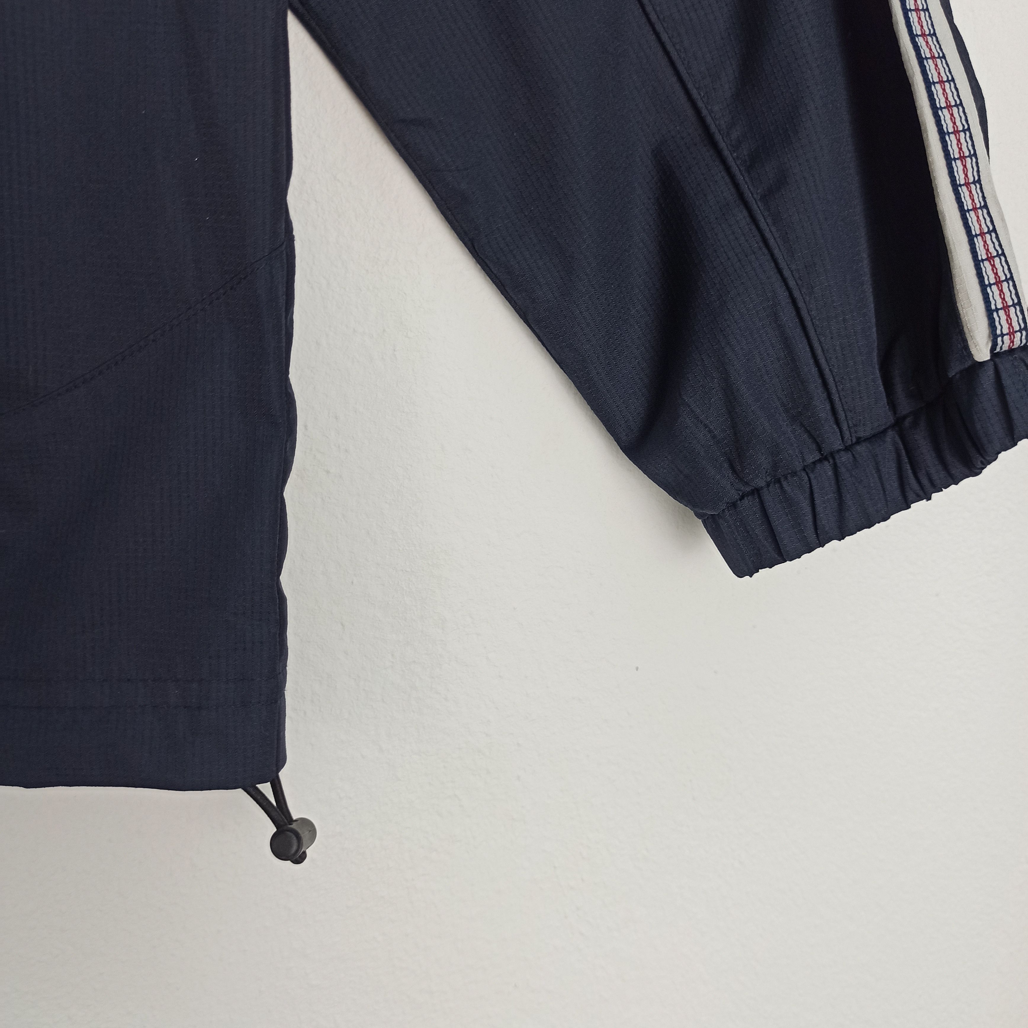 Champion 🔥Rare🔥 Champion Windbreaker Jacket Side Tape Size US S / EU 44-46 / 1 - 8 Thumbnail