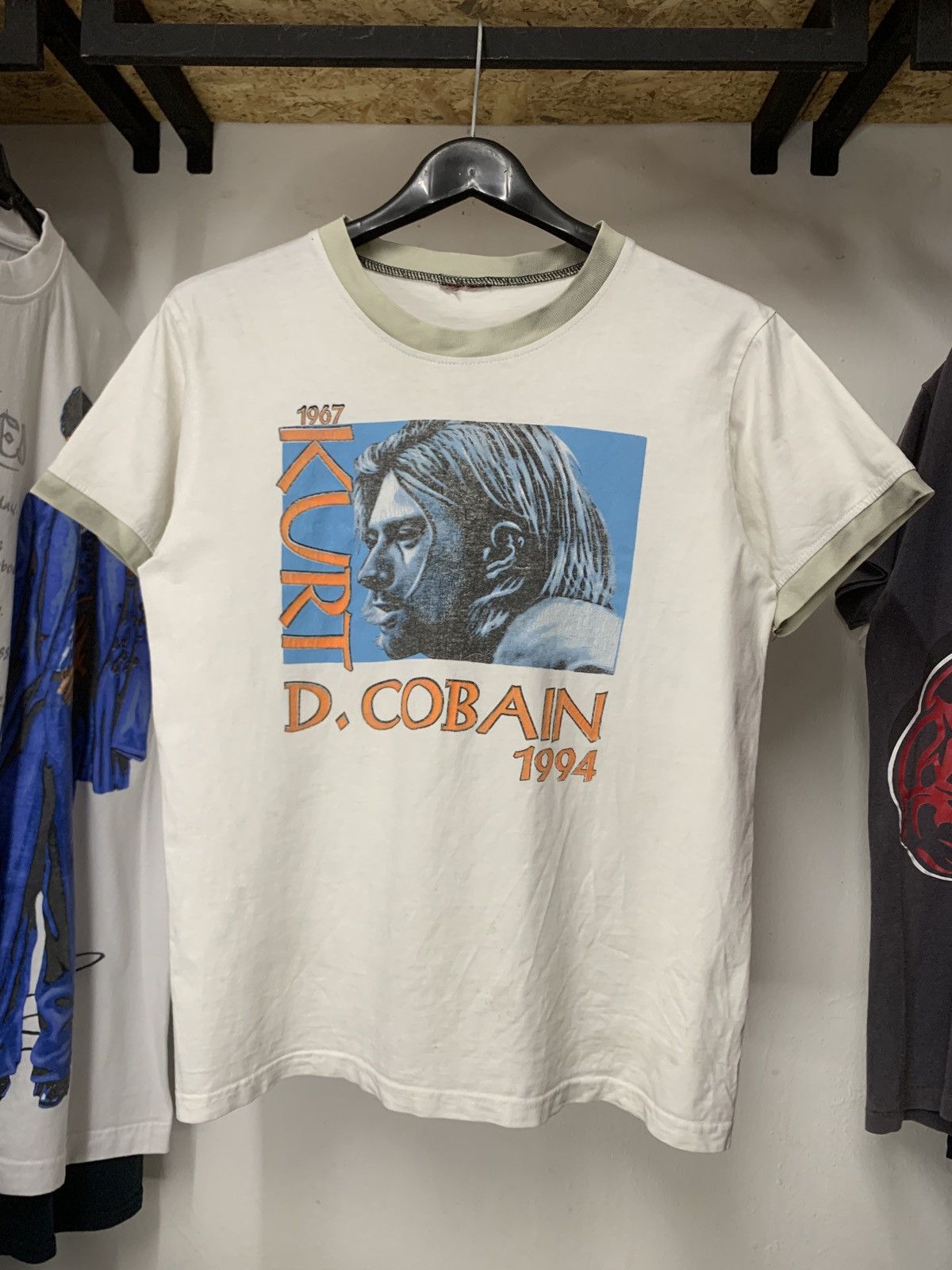 T-shirt Kurt Cobain Nirvana – Hommage Grunge, Fait Main En France, Neuf Avec étiquette