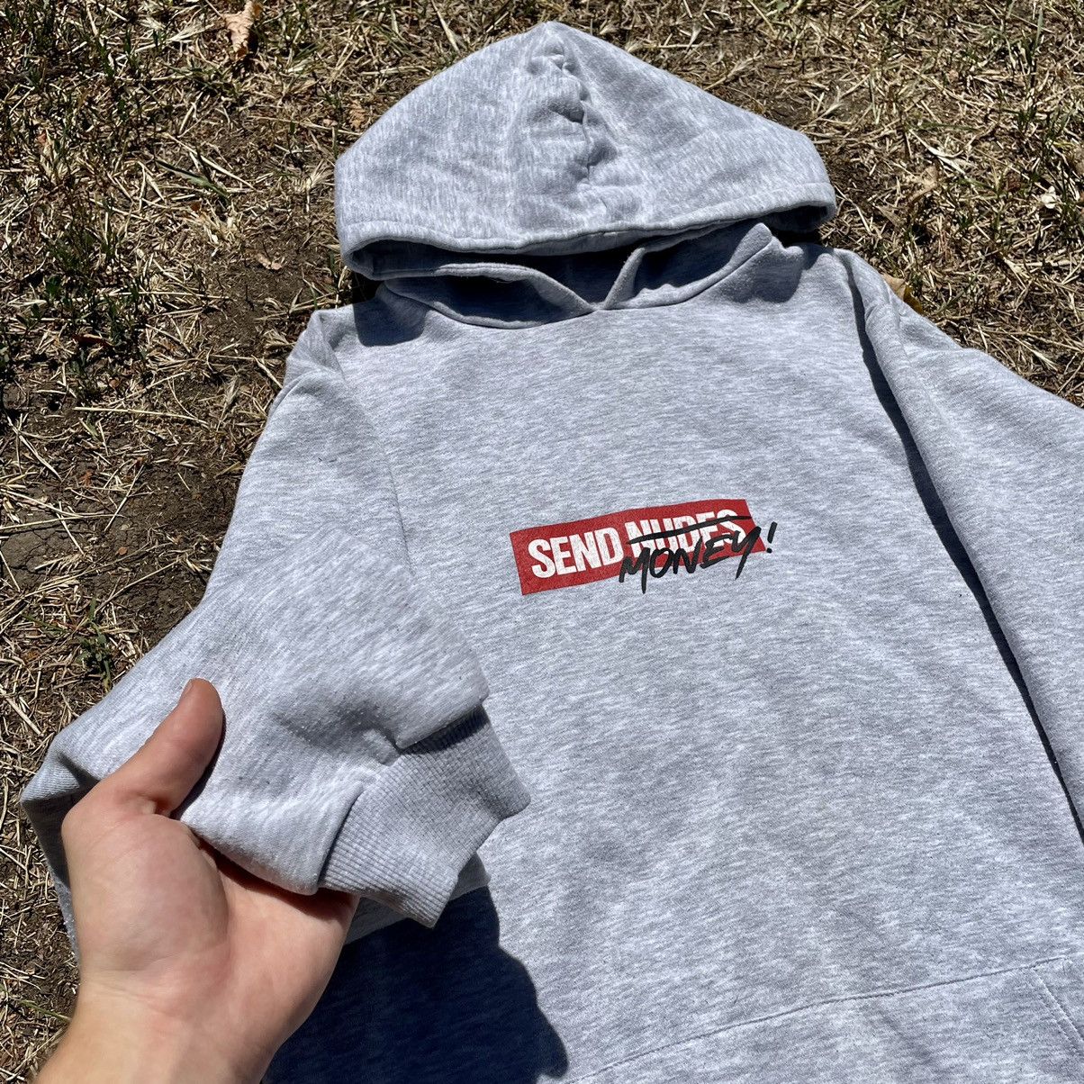 Vintage Vintage 90s Send Nudes Graphic Hoodie Oversized Grey Drip M Size US M / EU 48-50 / 2 - 6 Thumbnail