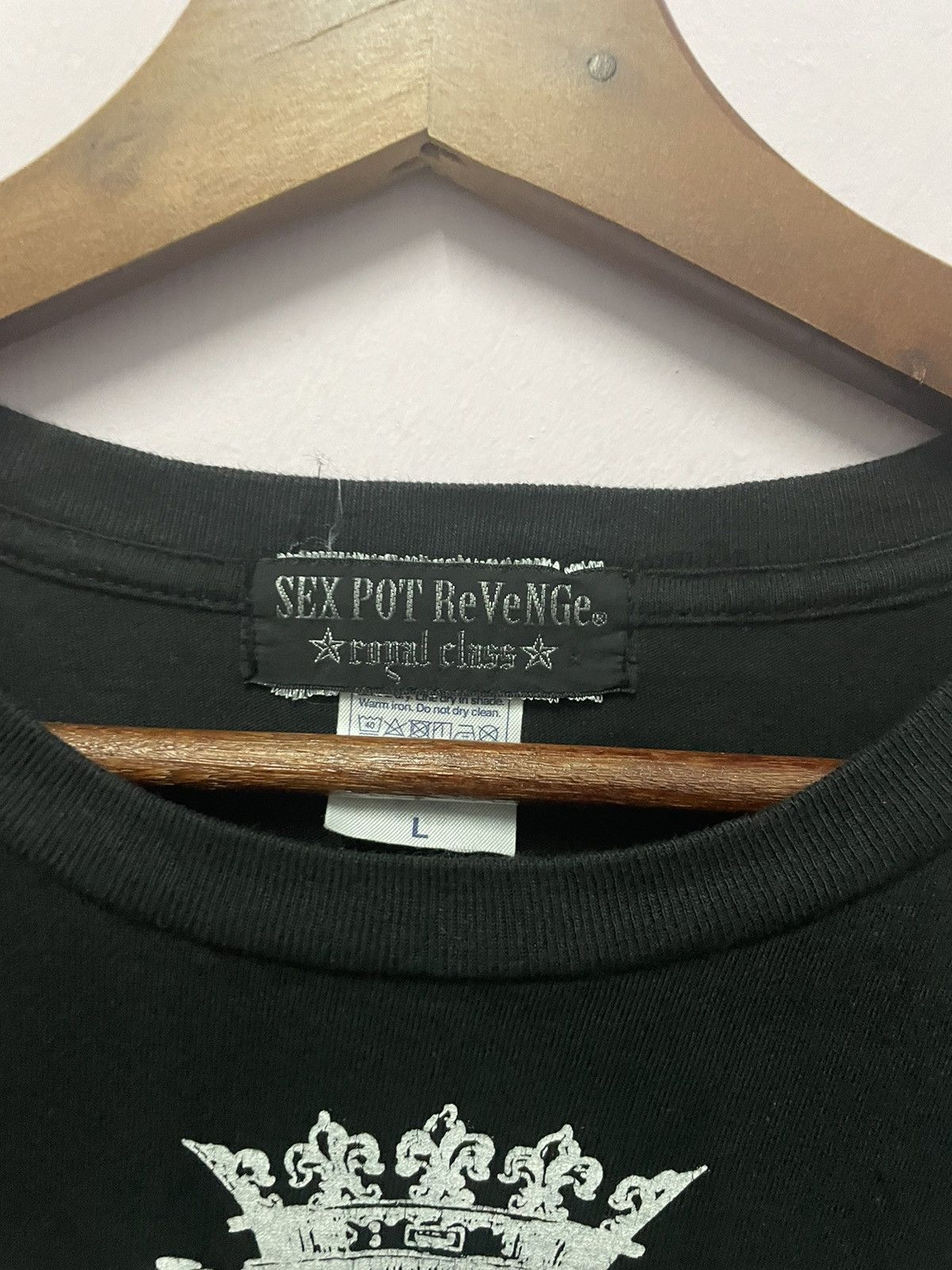 Japanese Brand × Seditionaries Sex Pot Revenge Fate Crosses Tee Size US M / EU 48-50 / 2 - 3 Thumbnail