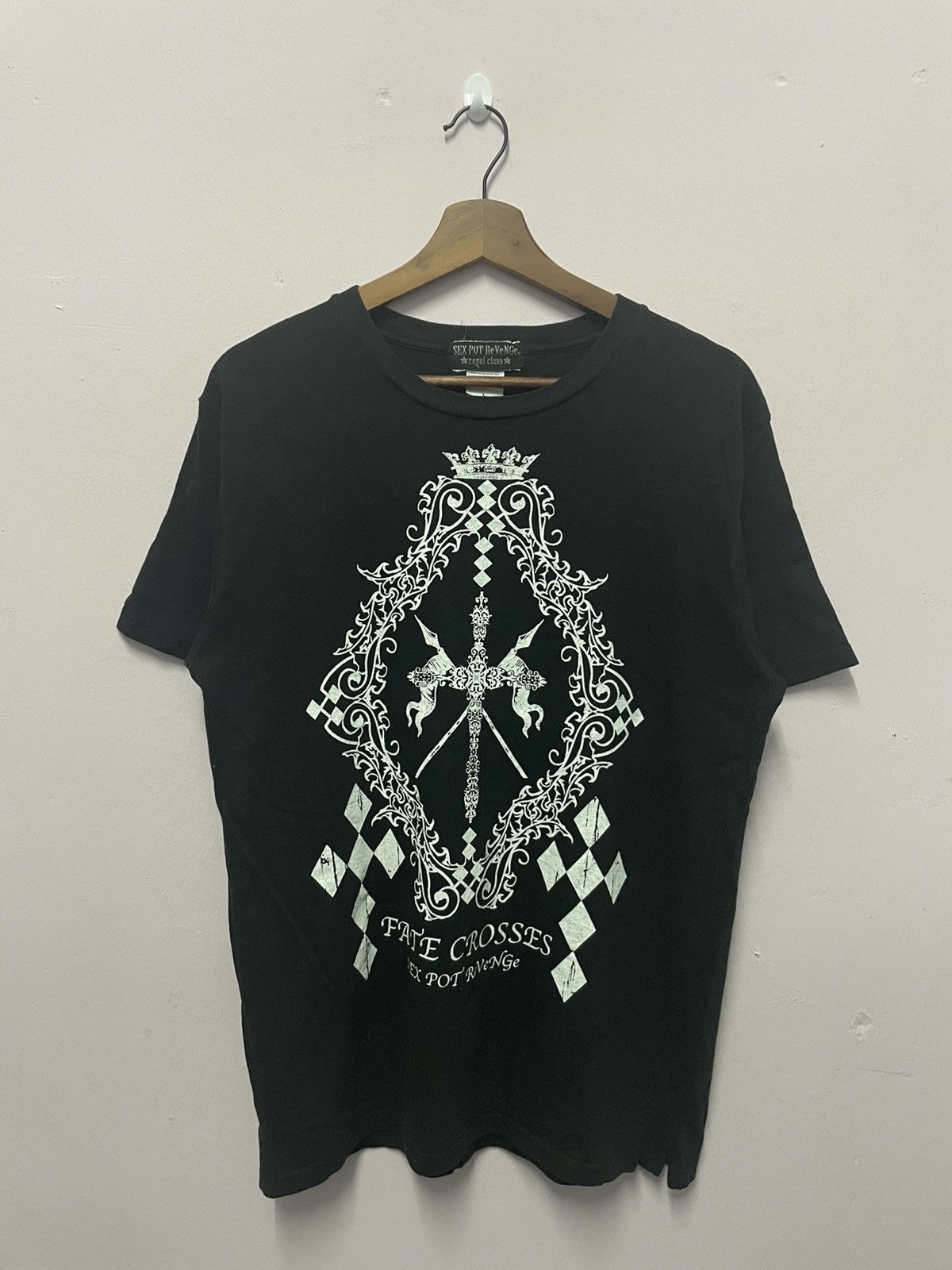 Japanese Brand × Seditionaries Sex Pot Revenge Fate Crosses Tee Size US M / EU 48-50 / 2 - 1 Thumbnail