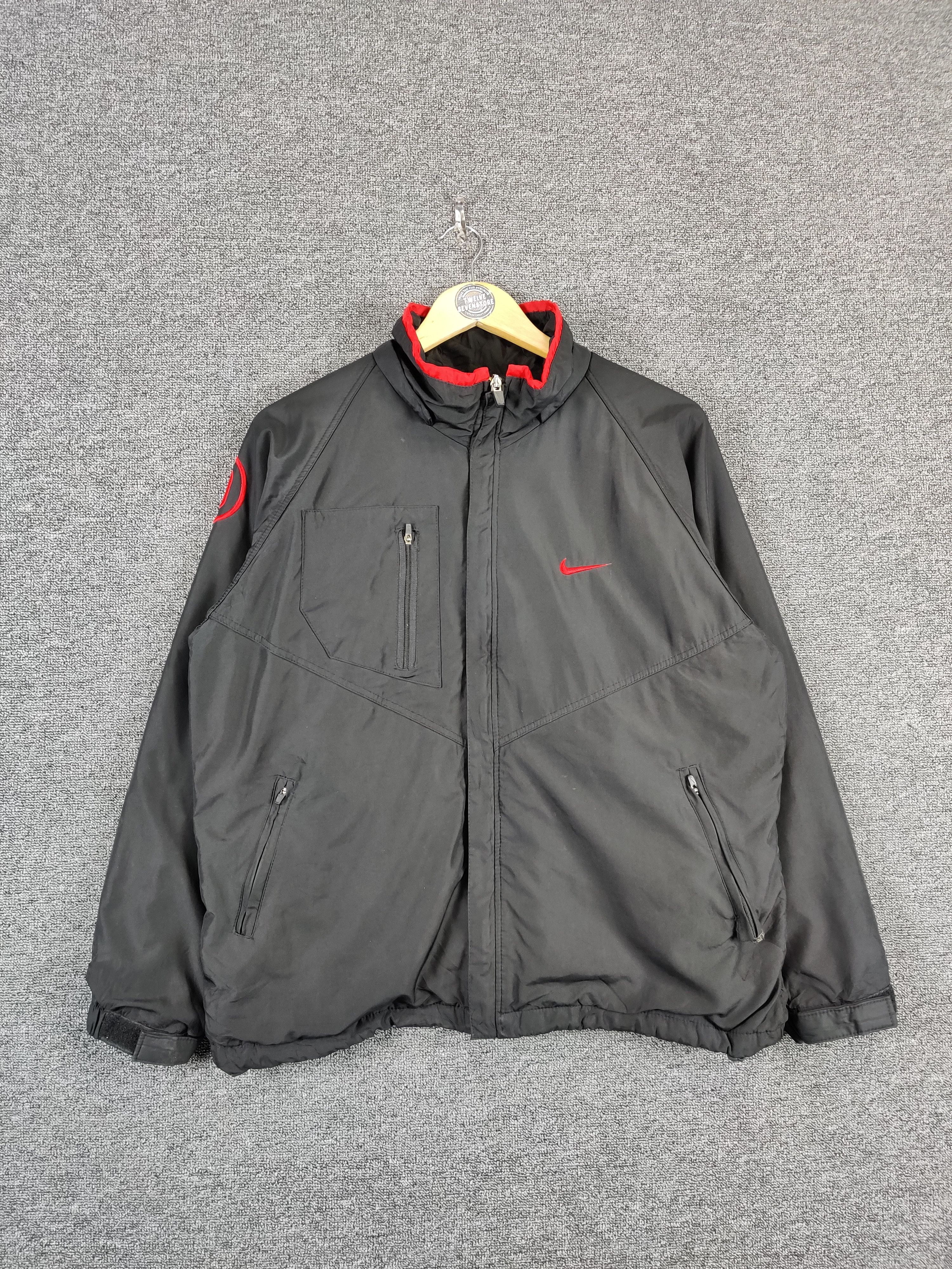 Nike Vintage Nike 90 Windbreaker Light Jacket Size US L / EU 52-54 / 3 - 1 Thumbnail