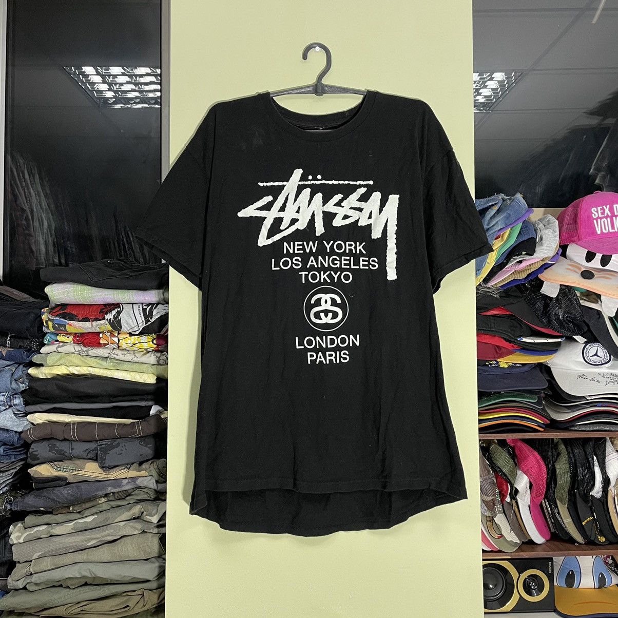 Vintage Vintage 90s Stussy Graphic Tee Faded Black Streetwear Goth L Size US L / EU 52-54 / 3 - 1 Thumbnail