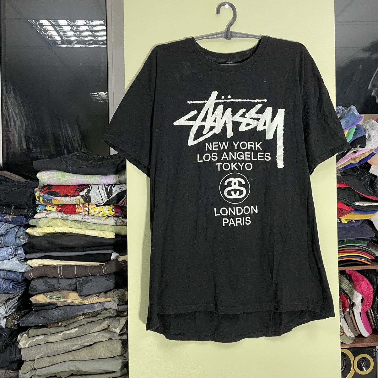 Vintage Vintage 90s Stussy Graphic Tee Faded Black Streetwear Goth L Size US L / EU 52-54 / 3 - 3 Thumbnail