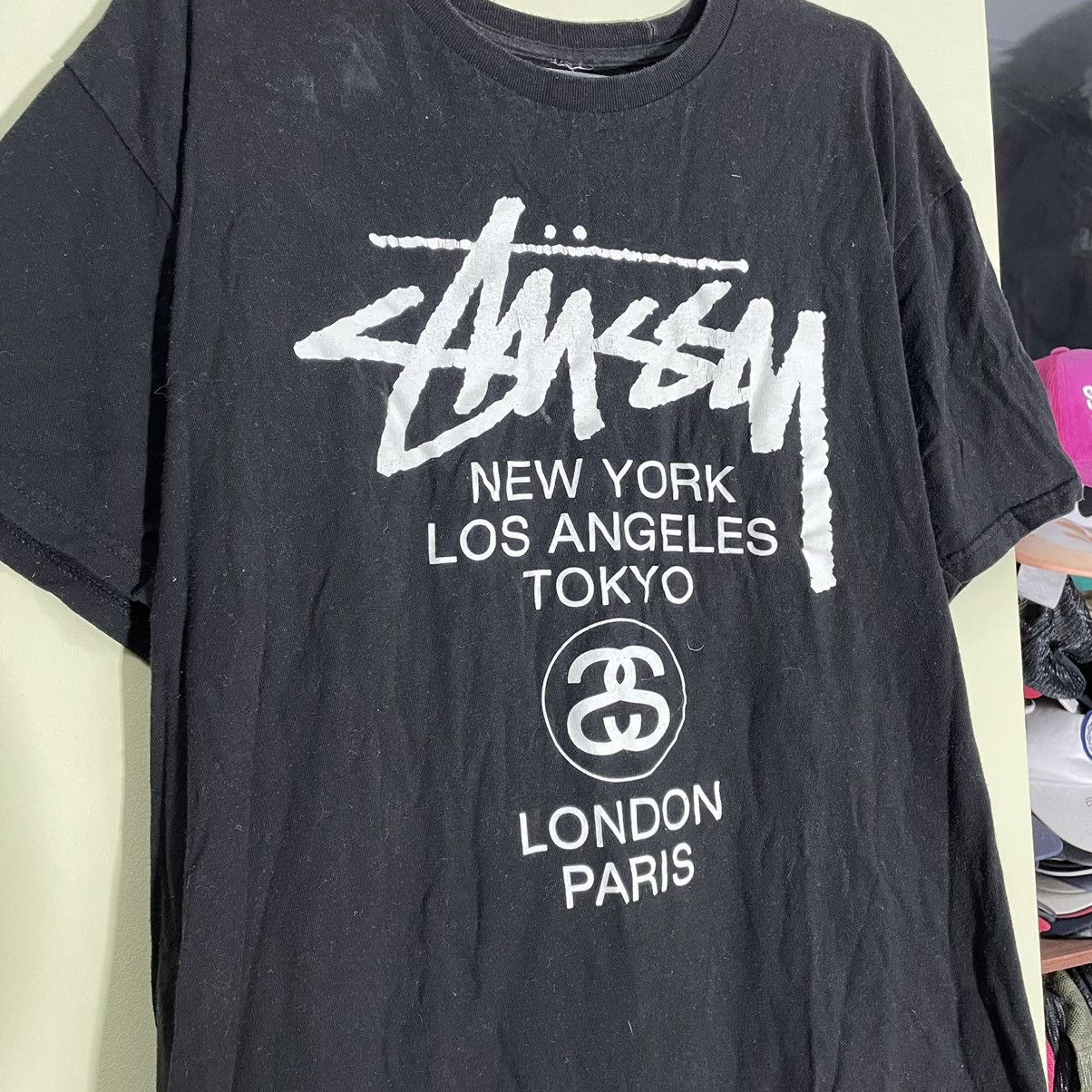 Vintage Vintage 90s Stussy Graphic Tee Faded Black Streetwear Goth L Size US L / EU 52-54 / 3 - 5 Thumbnail