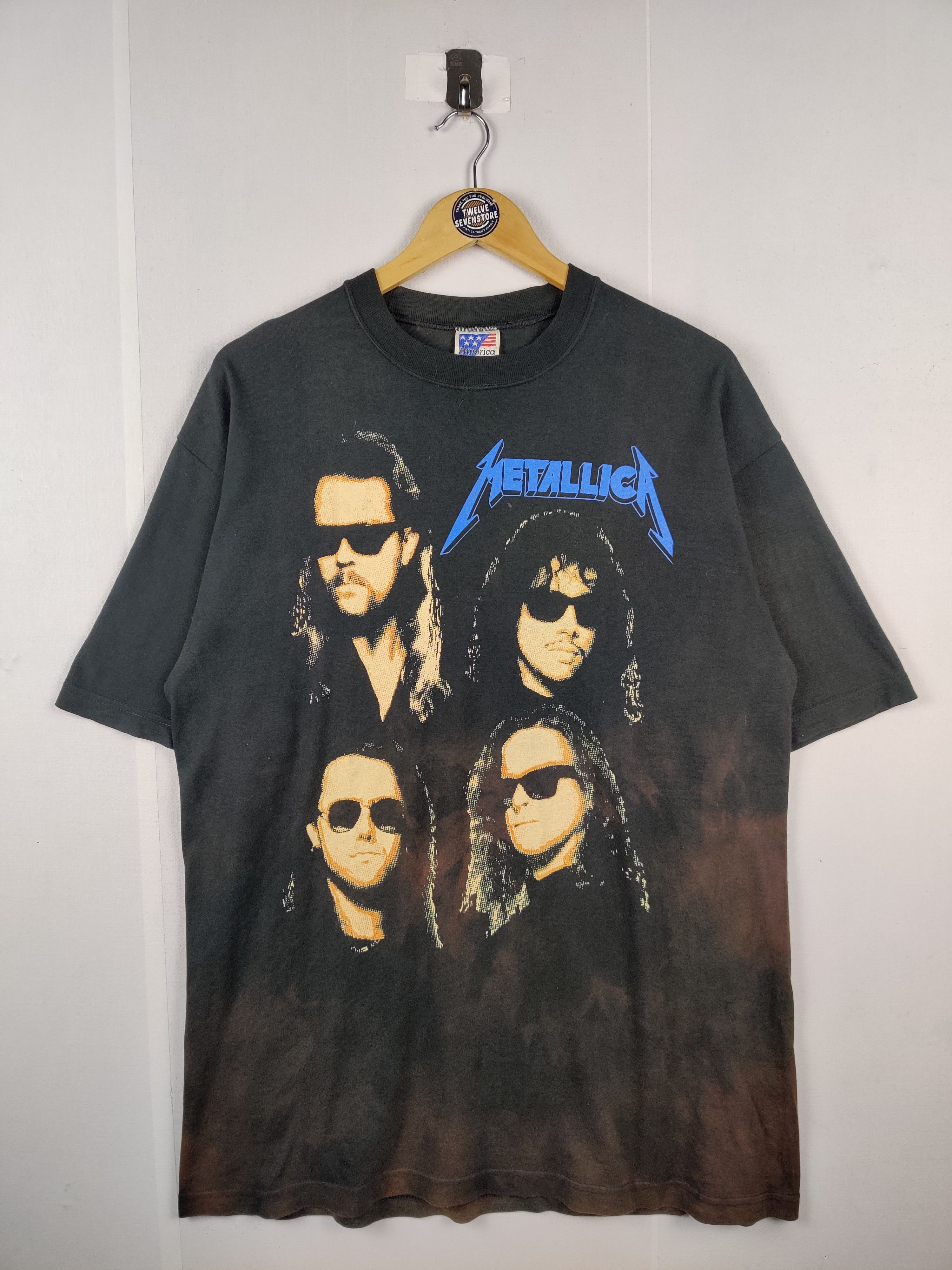 Band Tees Vintage Mettalica Band Tee Tshirt Size US XL / EU 56 / 4 - 1 Thumbnail