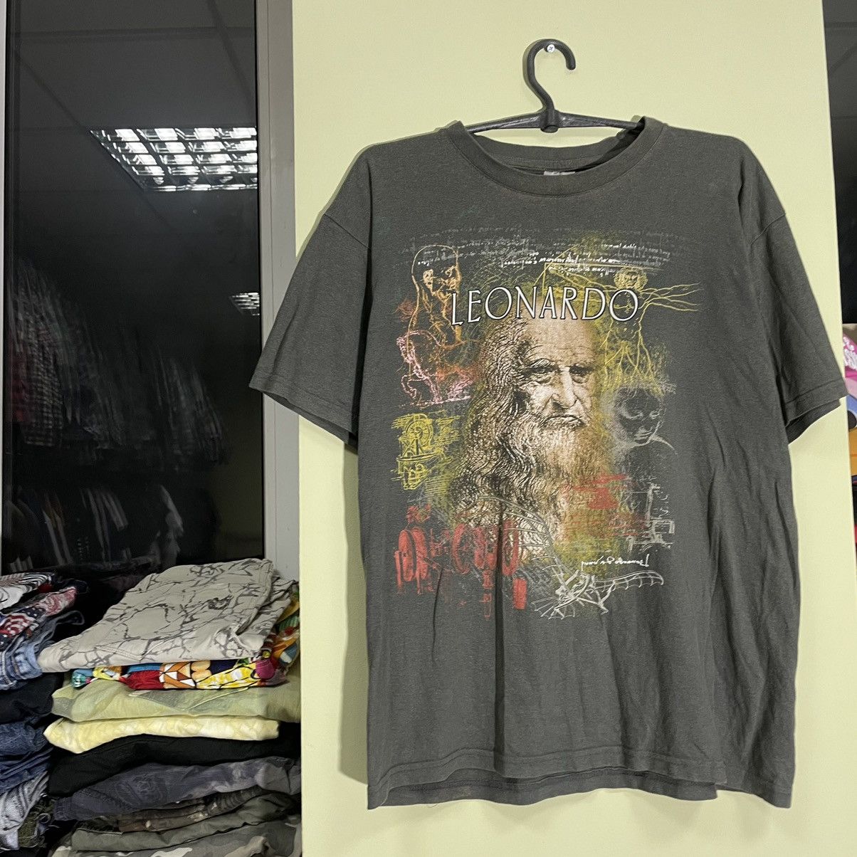 Vintage Vintage Y2K Sun Faded Graphic Art Tee Streetwear Black L Size US L / EU 52-54 / 3 - 3 Thumbnail
