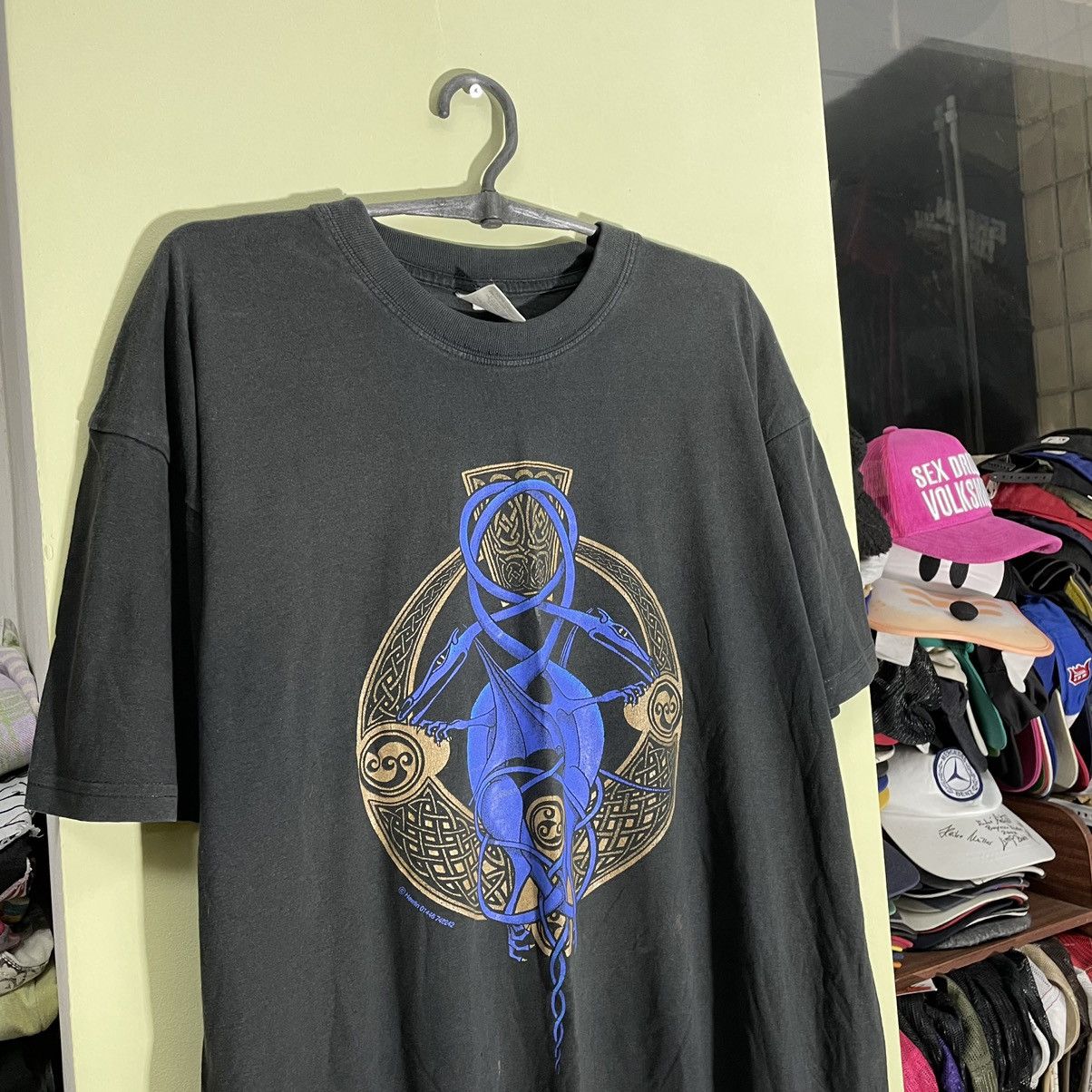 Vintage Vintage 90s Graphic Tee Dragon Skull Cross Streetwear Boxy L Size US L / EU 52-54 / 3 - 2 Thumbnail