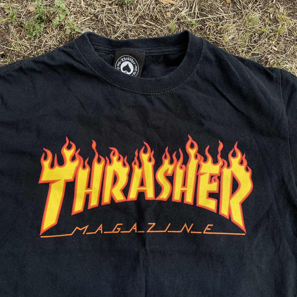 Vintage Vintage 90s Thrasher Flame Logo Graphic Tee Sun Faded Punk S Size US S / EU 44-46 / 1 - 4 Thumbnail