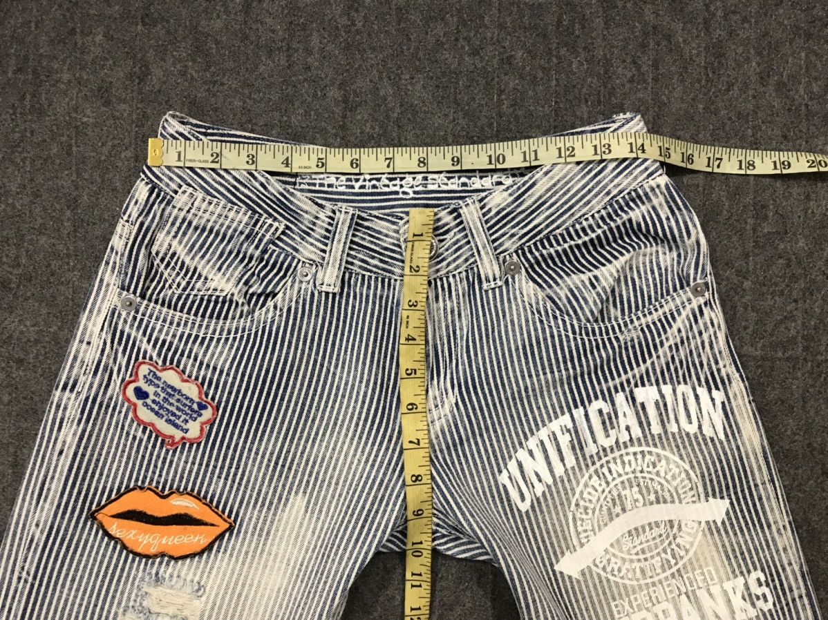 Japanese Brand × Vintage The Vintage Standard Design Striped Distressed Jeans Size US 29 - 19 Thumbnail