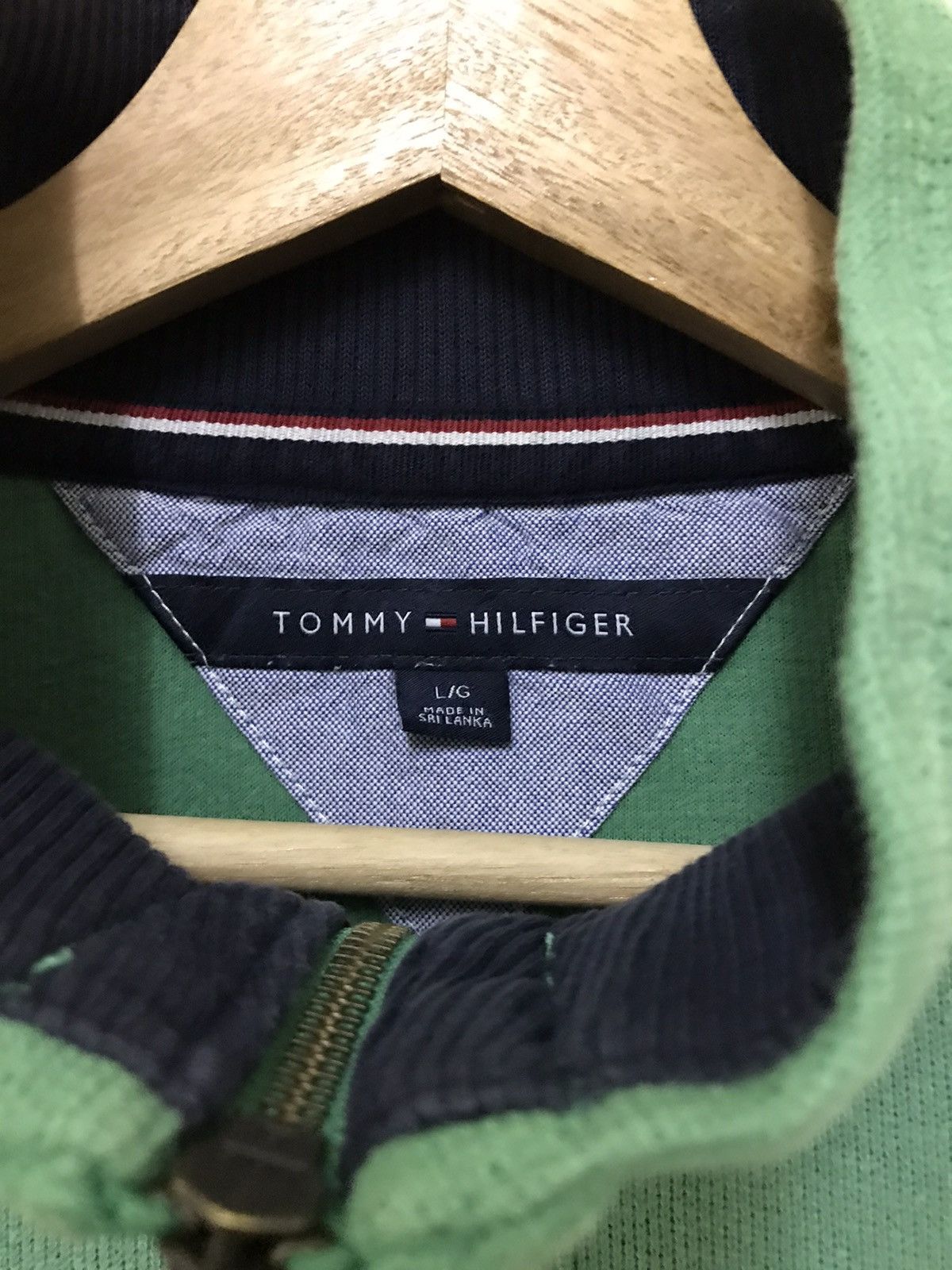 Tommy Hilfiger × Vintage Vintage Tommy Hilfiger Sweatshirt Half Zip Size US L / EU 52-54 / 3 - 8 Thumbnail