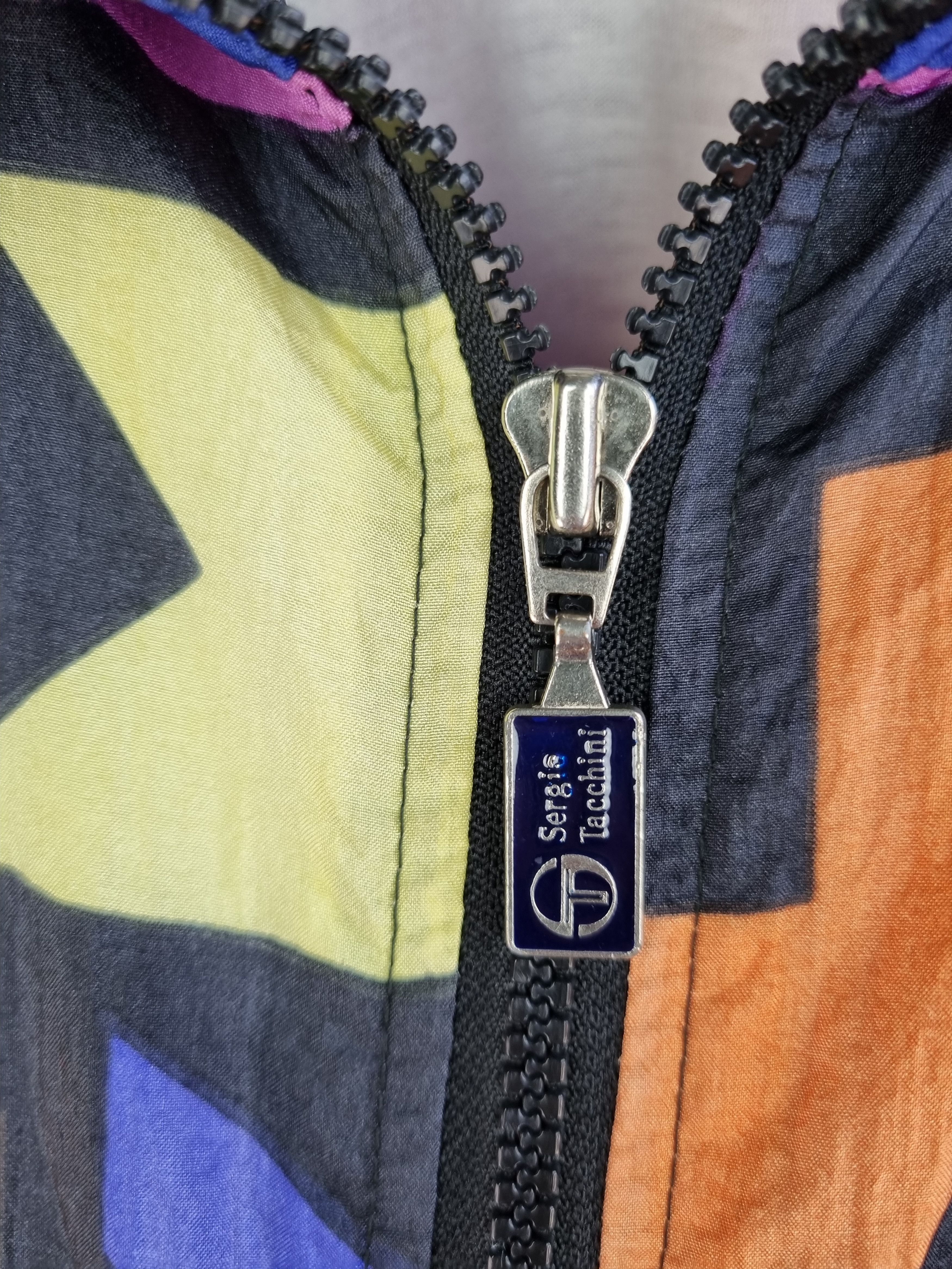 Sergio Tacchini × Vintage 90s Sergio Tacchini Vintage Abstract Pattern jacket Size US M / EU 48-50 / 2 - 12 Thumbnail