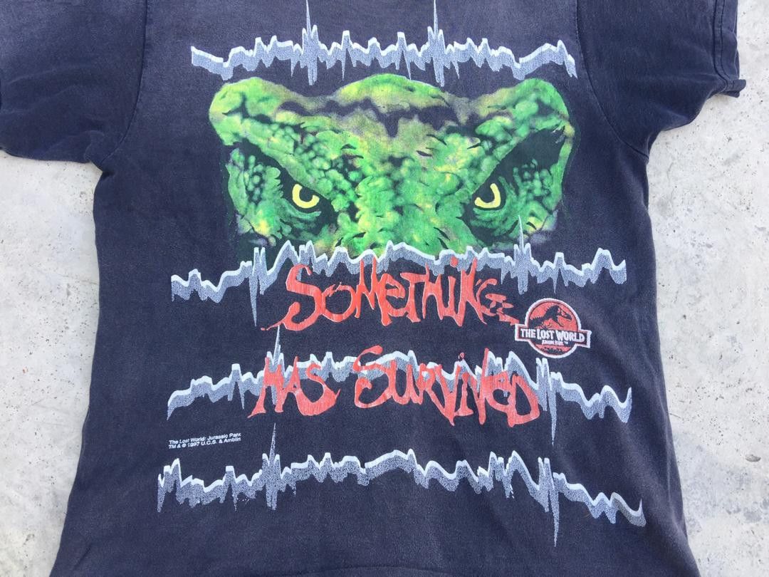 Vintage Vintage Jurassic Park 1997 Something Has Survived Shirt Size US M / EU 48-50 / 2 - 4 Thumbnail