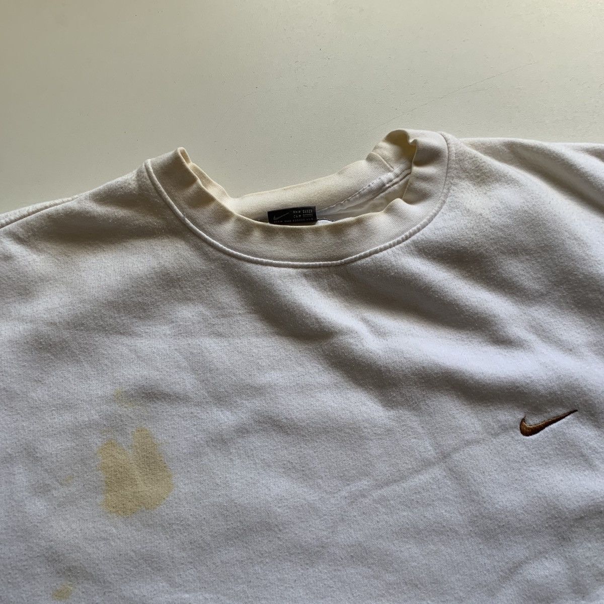 Nike × Vintage Vintage 90s Nike embroidered swoosh crewneck white stained Size US XXL / EU 58 / 5 - 2 Thumbnail