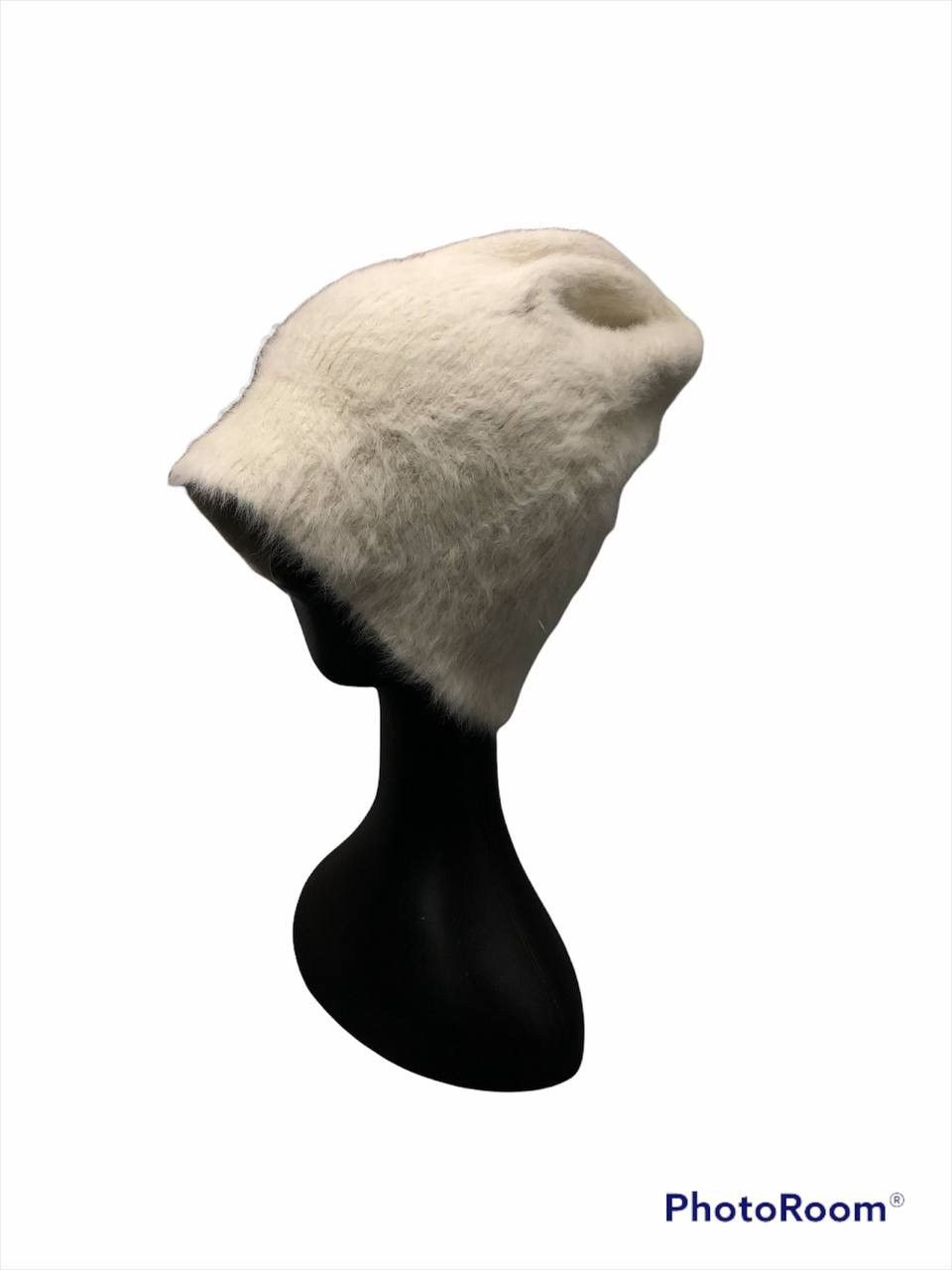 Other Mohair Pearl White Beanie Hat Size ONE SIZE - 1 Thumbnail