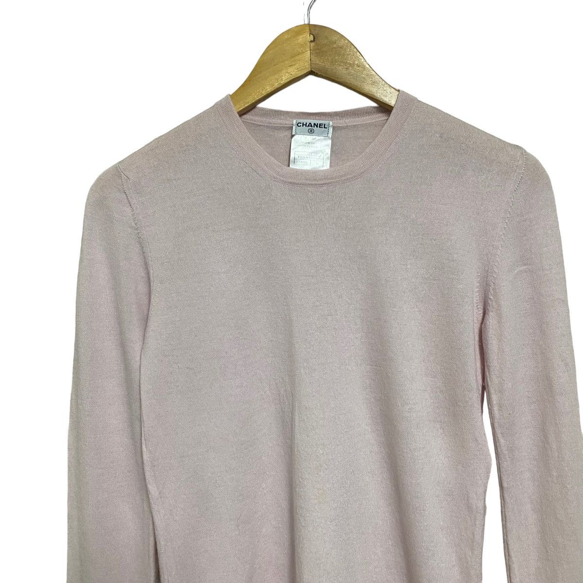 Chanel Chanel Cashmere Distressed Wool Knitwear Size XS / US 0-2 / IT 36-38 - 3 Thumbnail