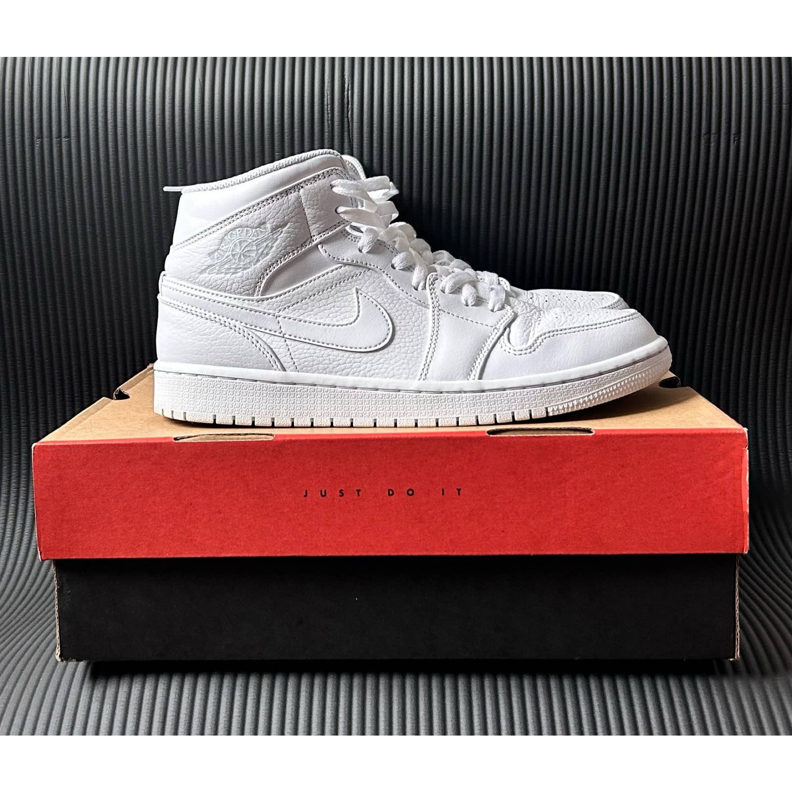 Jordan 1 Mid Triple White Size 9 Men