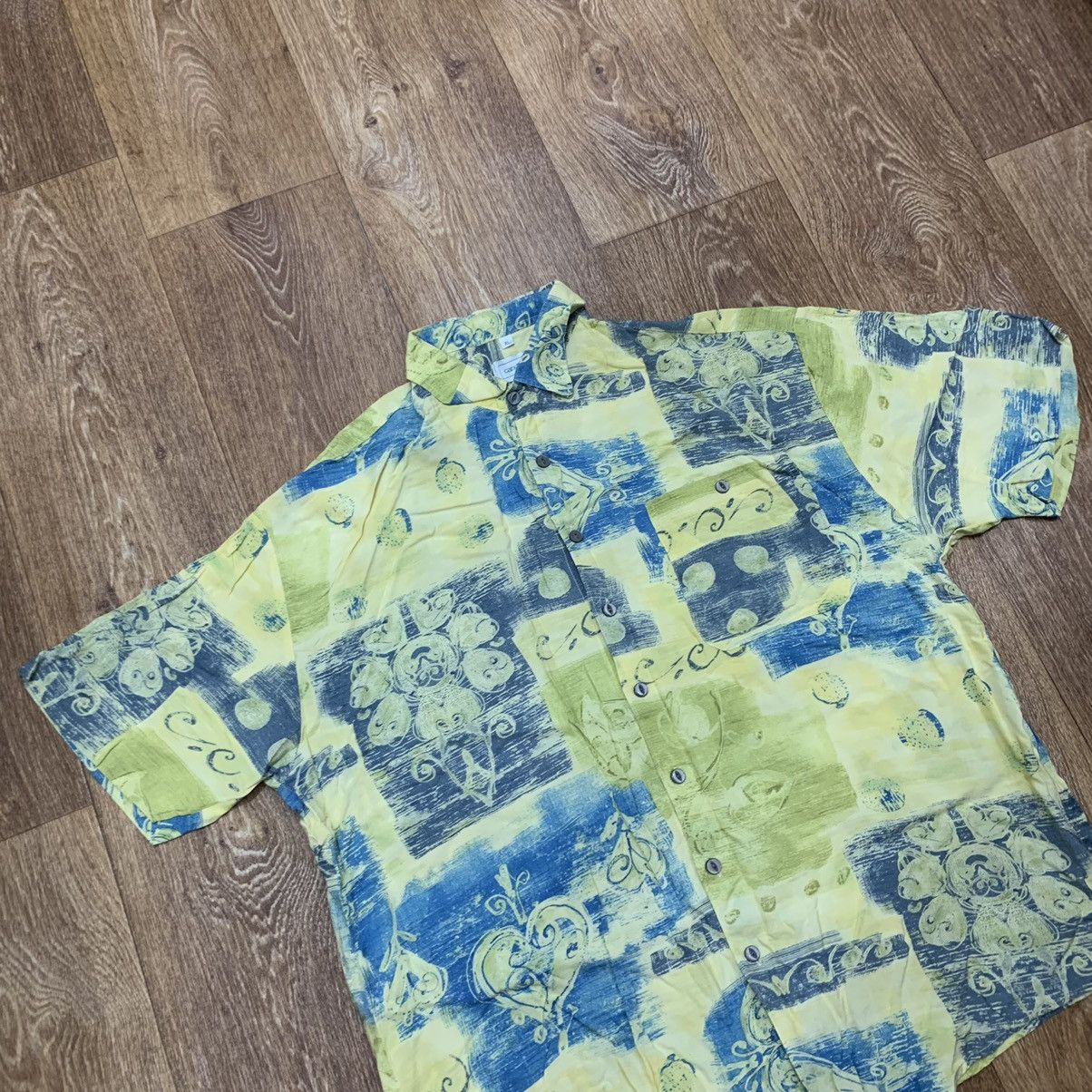 Vintage Vintage 90s Hawaiian Shirt All Over Print Streetwear Y2K XL Size US XL / EU 56 / 4 - 2 Thumbnail