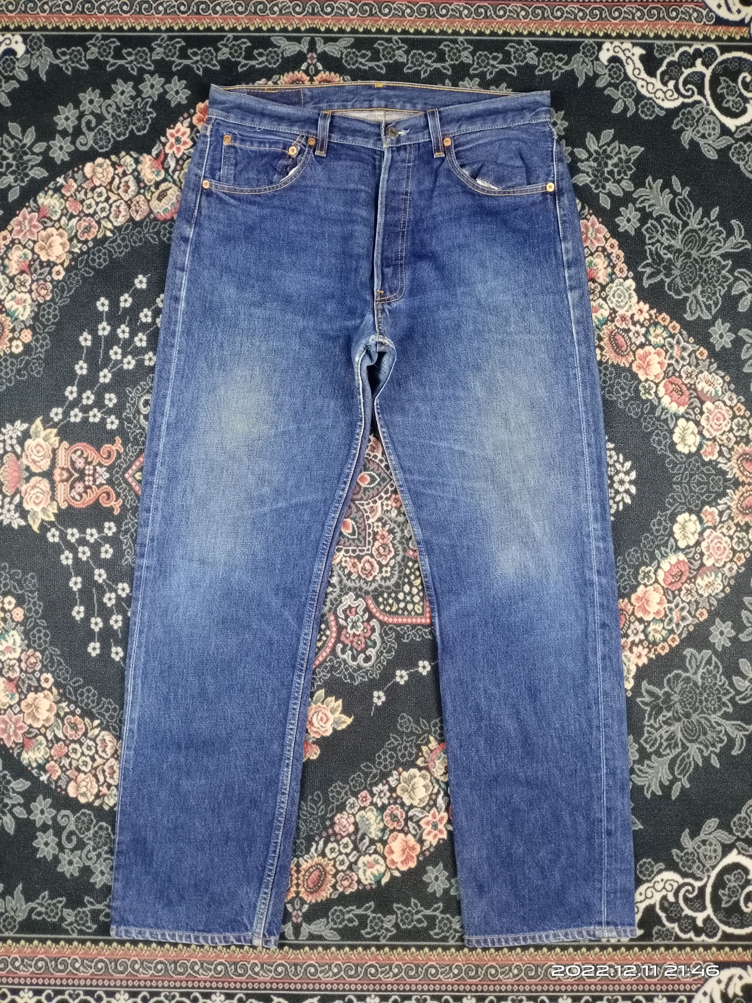 image of levis 501 Medium Blue Wash Repaired Denim Jeans, Men's (Size 32)