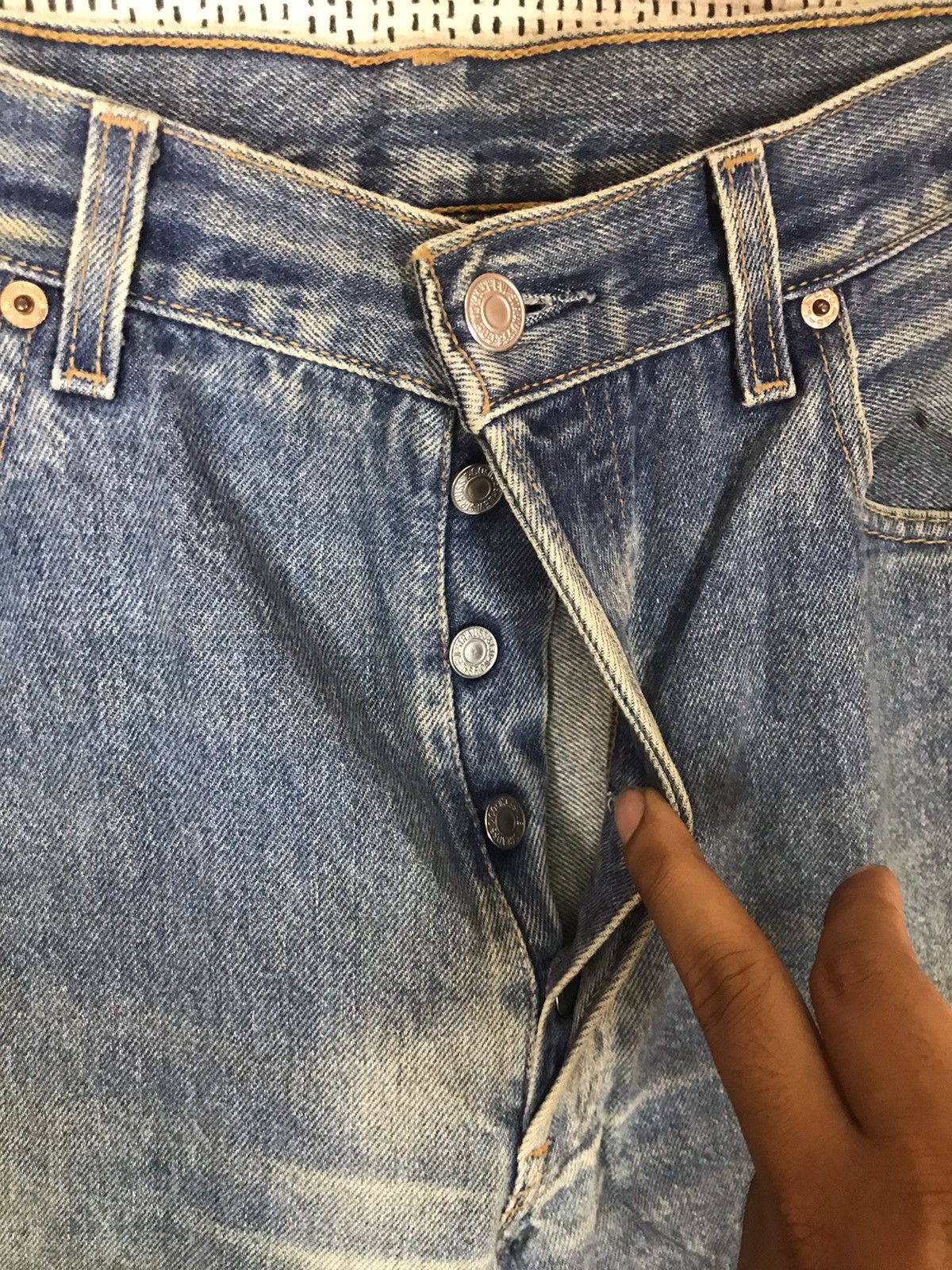 Levi's × Vintage ‼️VTG 90s LEVIS 501 DISTRESSED DENIM NICE DESIGN Size US 34 / EU 50 - 4 Thumbnail