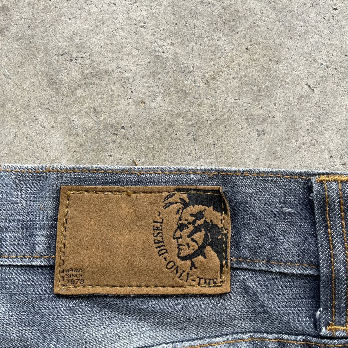 Diesel Vintage Diesel Industry Faded Denim Jeans Pants W34x29.5 Size US 34 / EU 50 - 10 Thumbnail