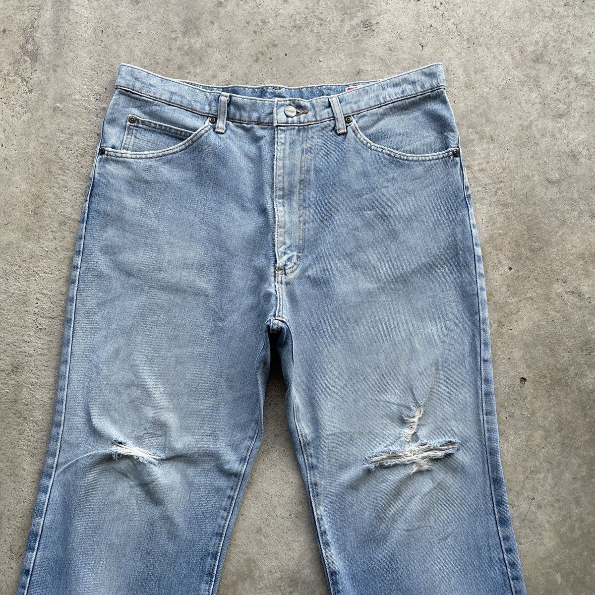 Jean × Vintage × Wrangler Vintage Wrangler Faded Denim Jeans Pants Distressed W33 Size US 33 - 3 Thumbnail