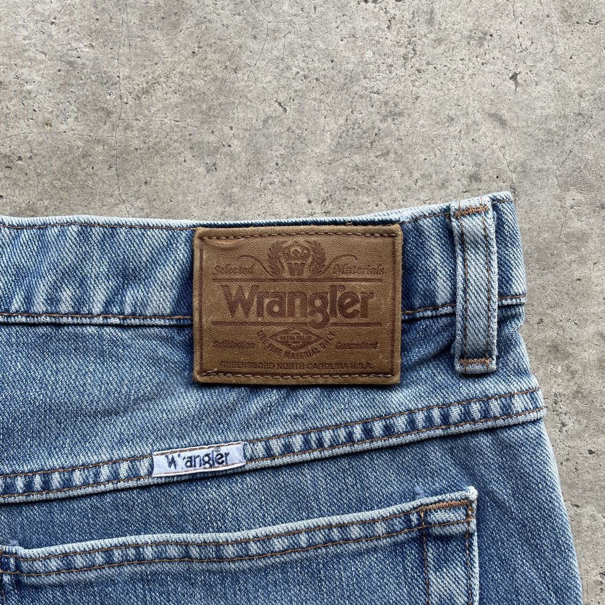 Jean × Vintage × Wrangler Vintage Wrangler Faded Denim Jeans Pants Distressed W33 Size US 33 - 10 Thumbnail