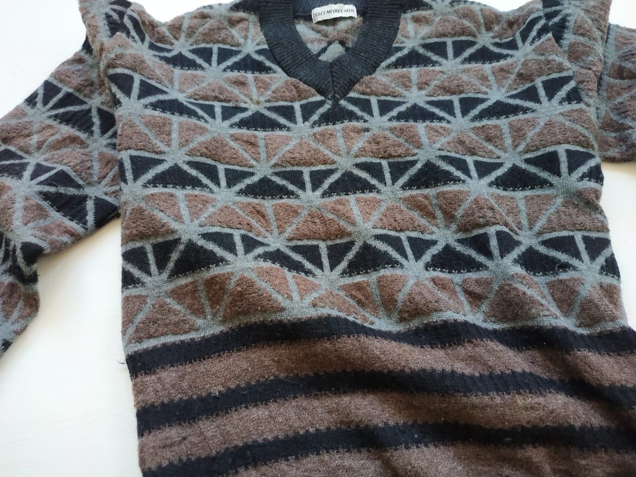 Issey Miyake Fit M to L, 1997 Issey Miyake Wool Sweater Size US M / EU 48-50 / 2 - 14 Thumbnail