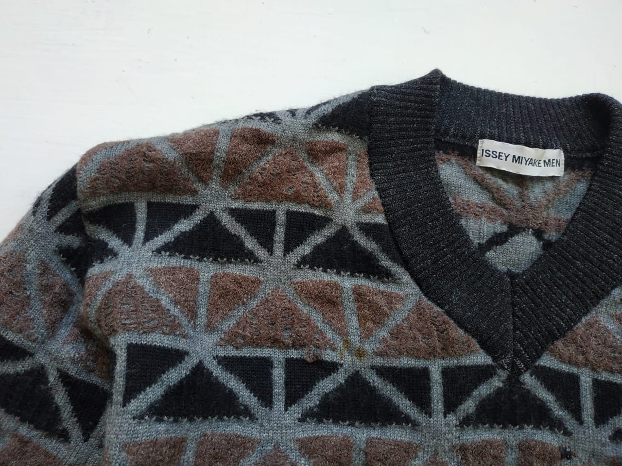 Issey Miyake Fit M to L, 1997 Issey Miyake Wool Sweater Size US M / EU 48-50 / 2 - 21 Thumbnail