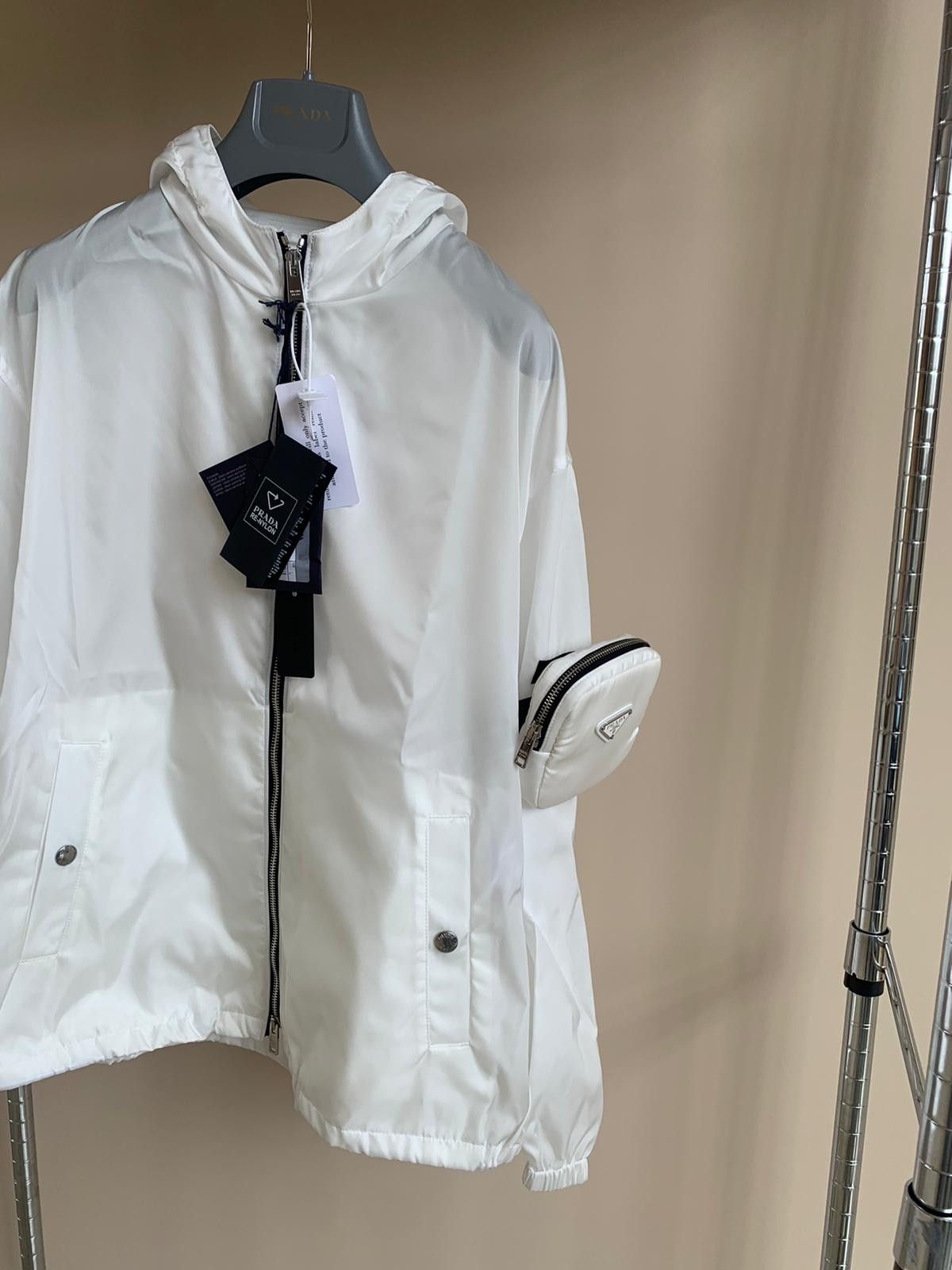 Prada Re Nylon Jacket in White Size US S / EU 44-46 / 1 - 7 Thumbnail