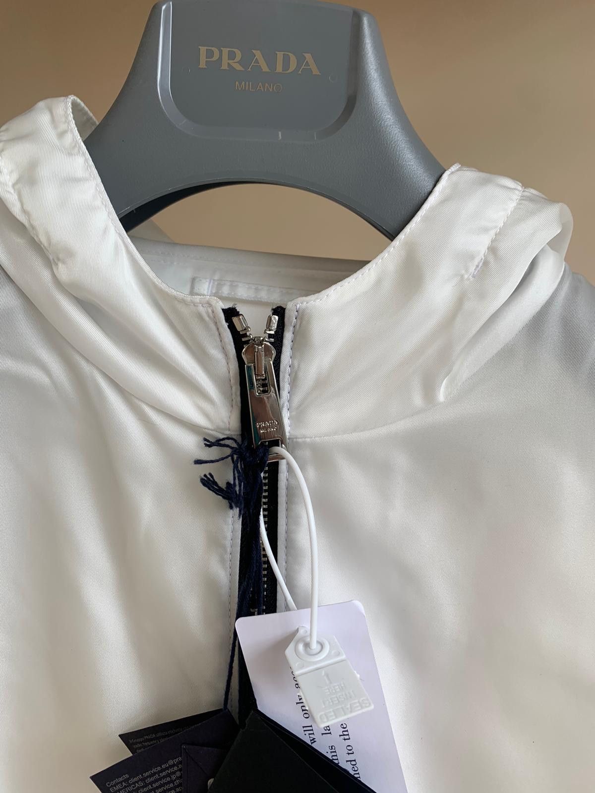 Prada Re Nylon Jacket in White Size US S / EU 44-46 / 1 - 4 Thumbnail