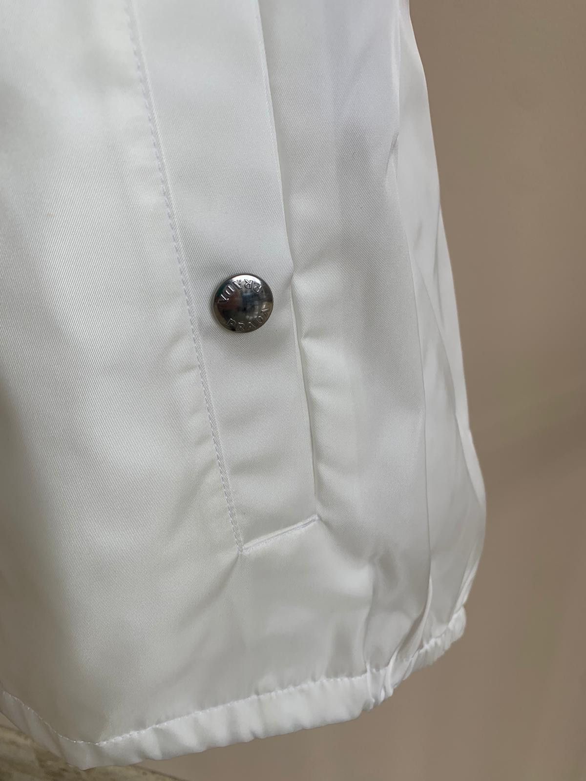 Prada Re Nylon Jacket in White Size US S / EU 44-46 / 1 - 8 Thumbnail