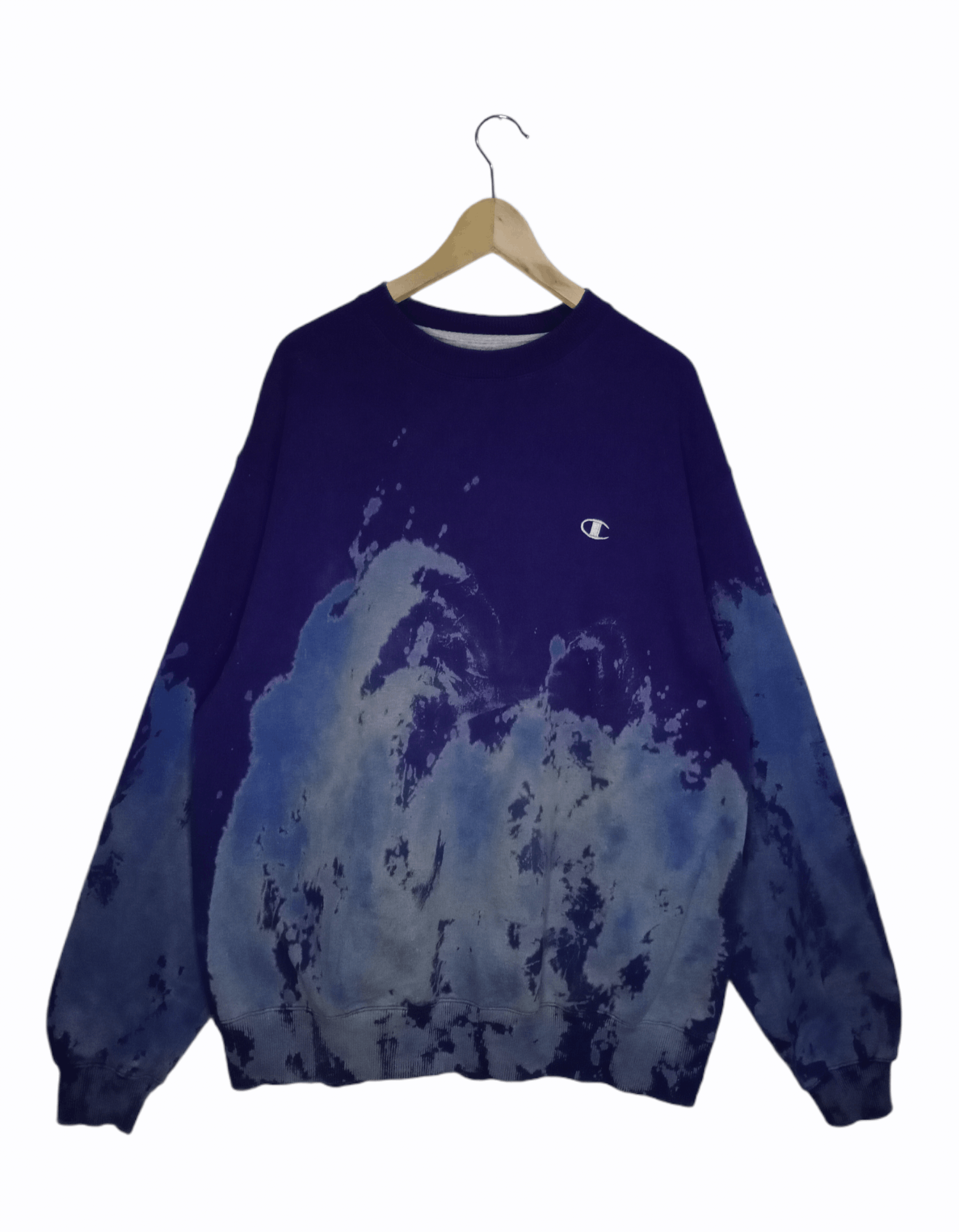Champion VINTAGE CHAMPION SMALL LOGO CUSTOM BLEACH SWEATSHIRT Size US L / EU 52-54 / 3 - 1 Thumbnail