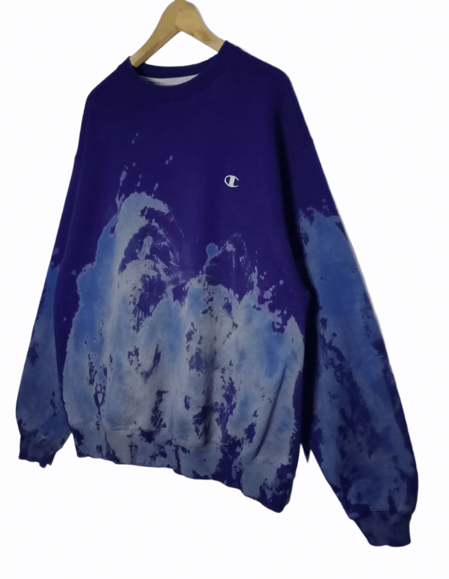 Champion VINTAGE CHAMPION SMALL LOGO CUSTOM BLEACH SWEATSHIRT Size US L / EU 52-54 / 3 - 2 Thumbnail
