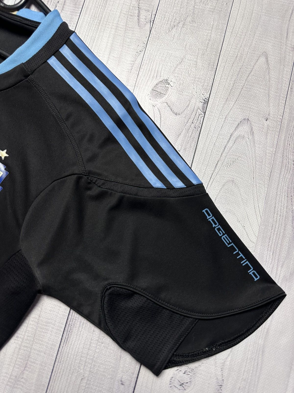Adidas × Vintage Vintage Adidas soccer jersey Argentina size S Size US S / EU 44-46 / 1 - 3 Thumbnail