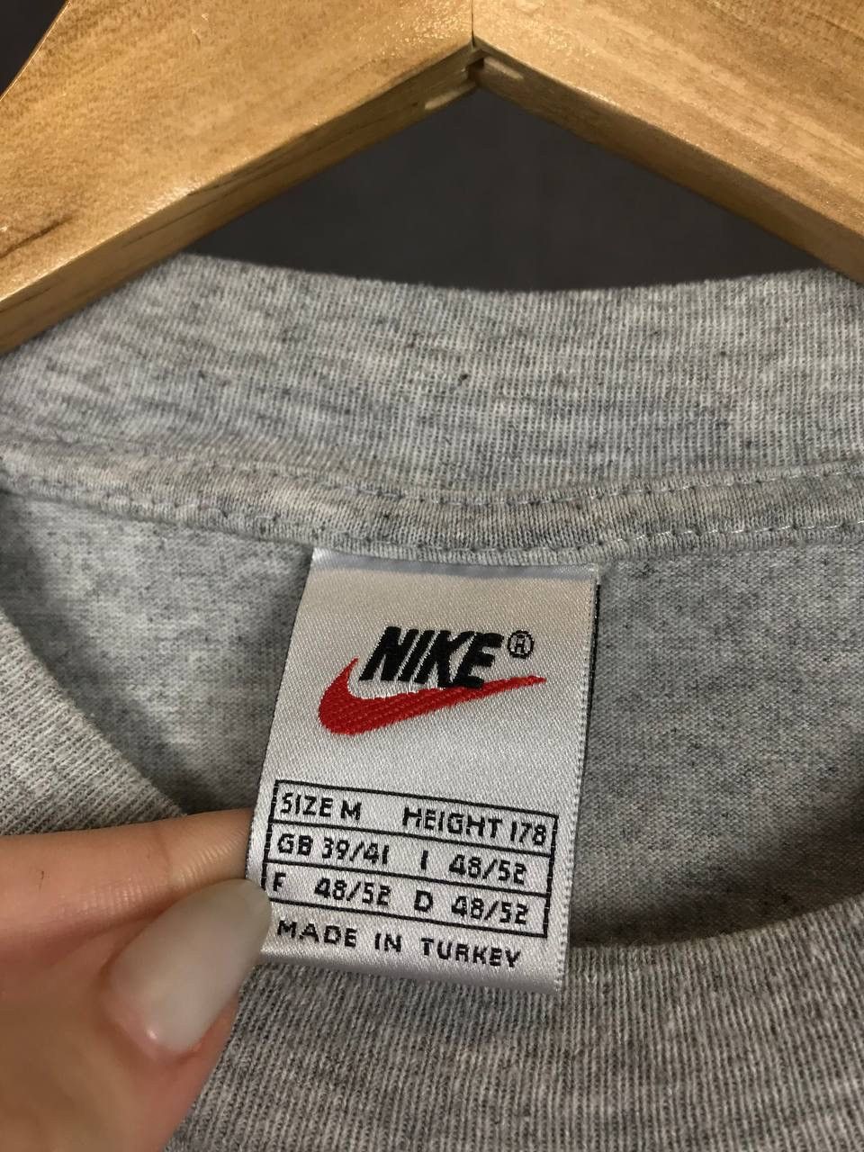 Nike × Vintage Nike swoosh streetwear vintage sweatshirt Size US M / EU 48-50 / 2 - 3 Thumbnail
