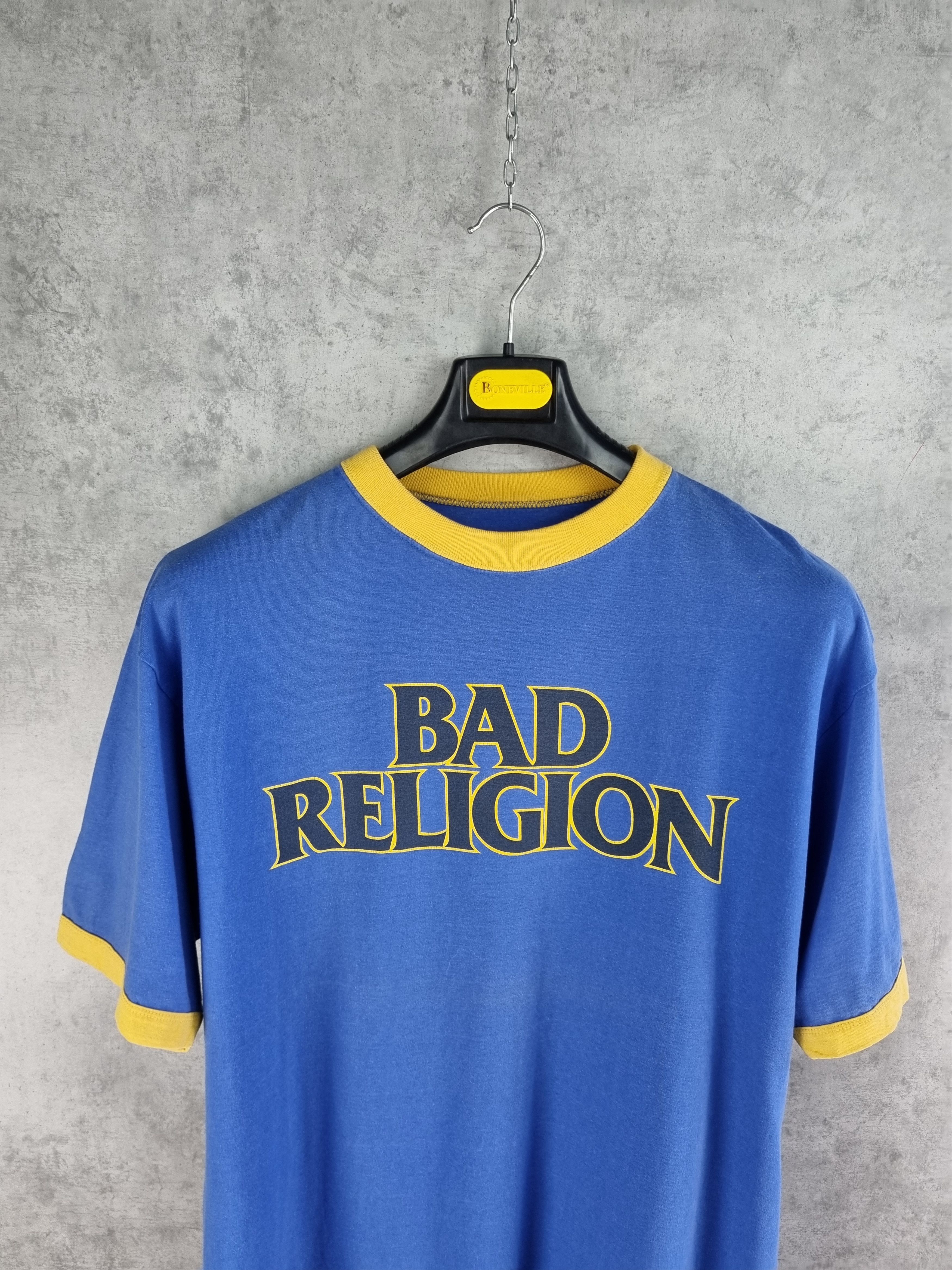Vintage Vintage Rare BAD RELIGION Baseball Rock Tee Shirt Size US L / EU 52-54 / 3 - 3 Thumbnail