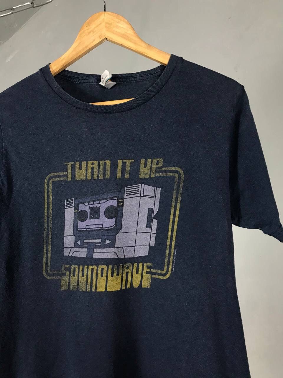 Vintage Torn It Up Sound Wave 2008 Transformers Tee Size US M / EU 48-50 / 2 - 2 Thumbnail
