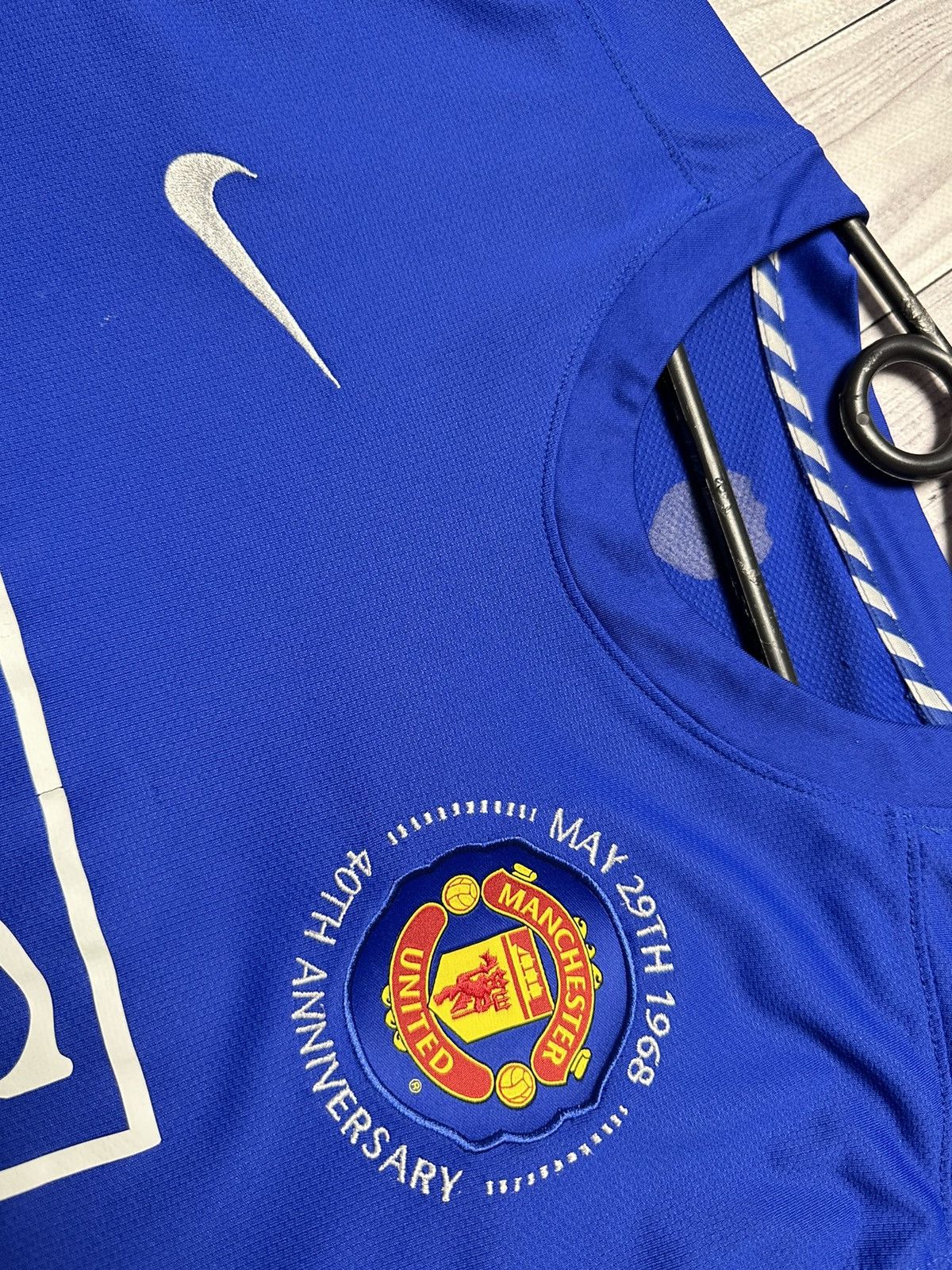 Nike × Vintage Vintage Nike Manchester United soccer jersey Blue rare L Size US L / EU 52-54 / 3 - 5 Thumbnail
